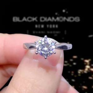 1.0 Ct Single Row Diamond Ring