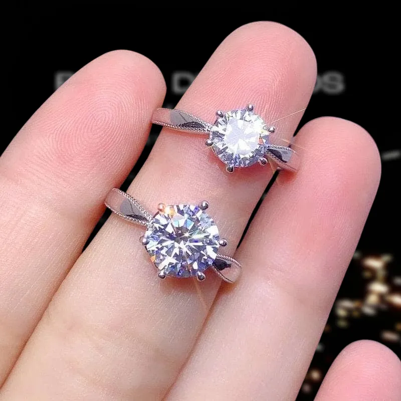 1.0 Ct Single Row Diamond Ring