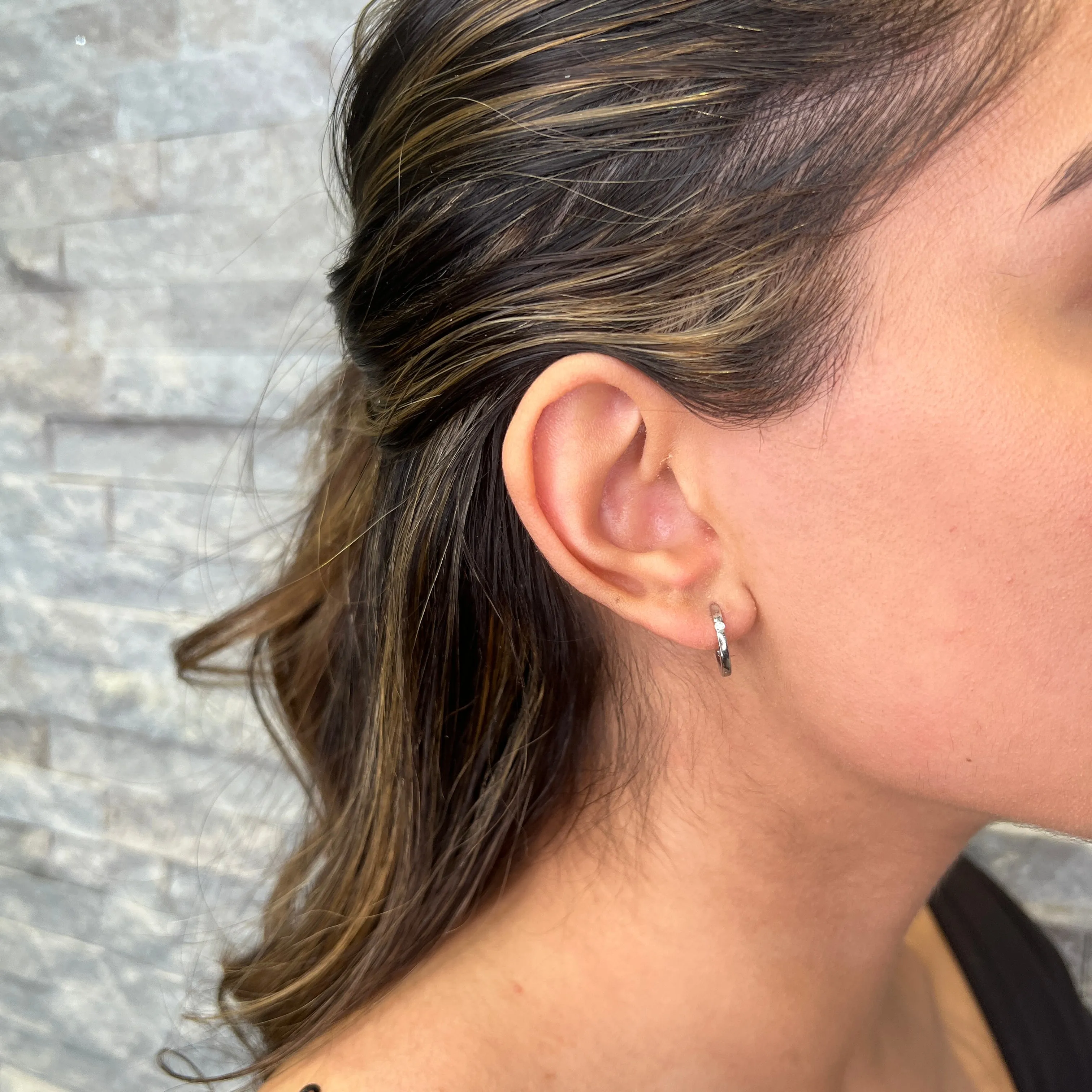 10K (White, Yellow) Gold Diamond Hoop Earrings White