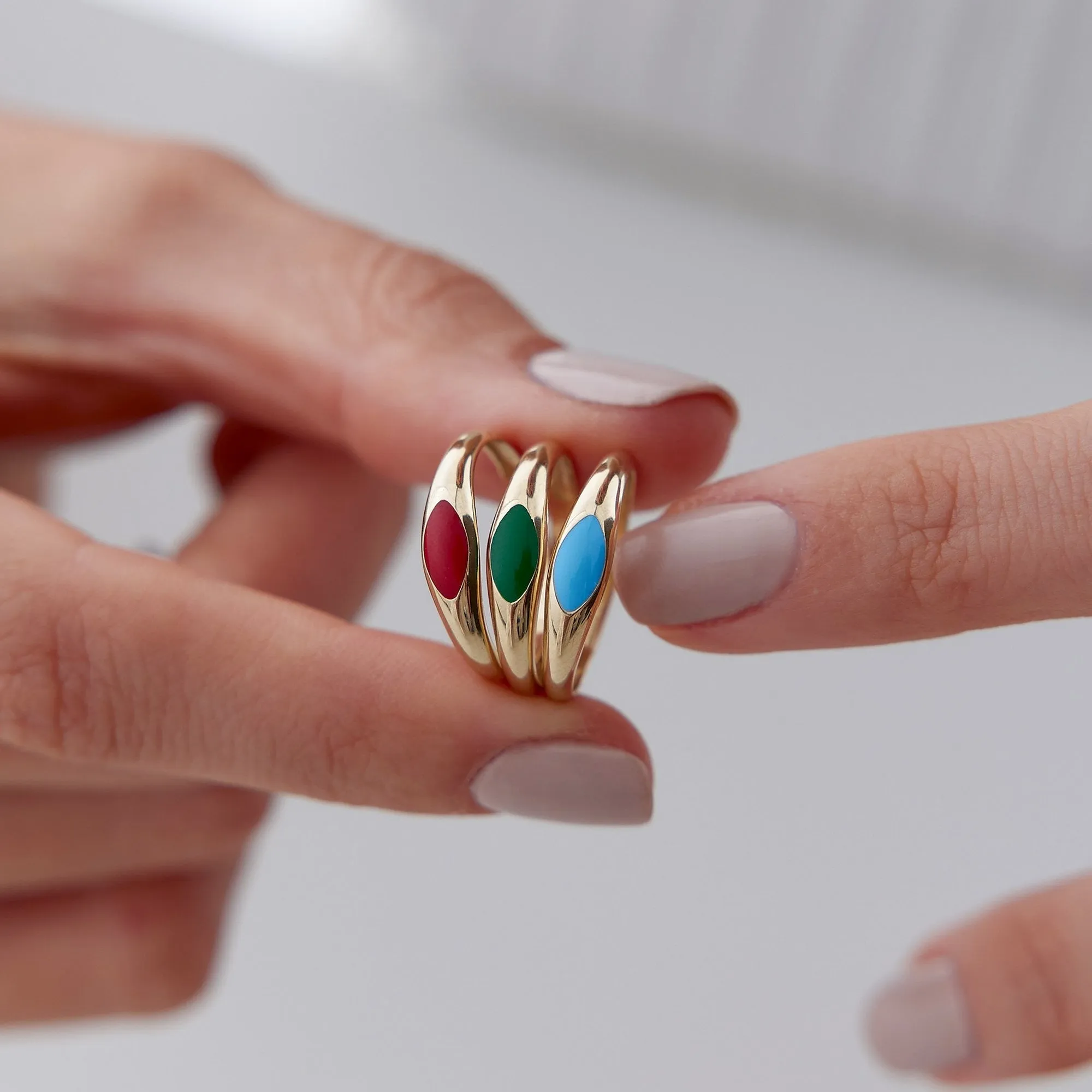14k Gold Colored Enamel Ring
