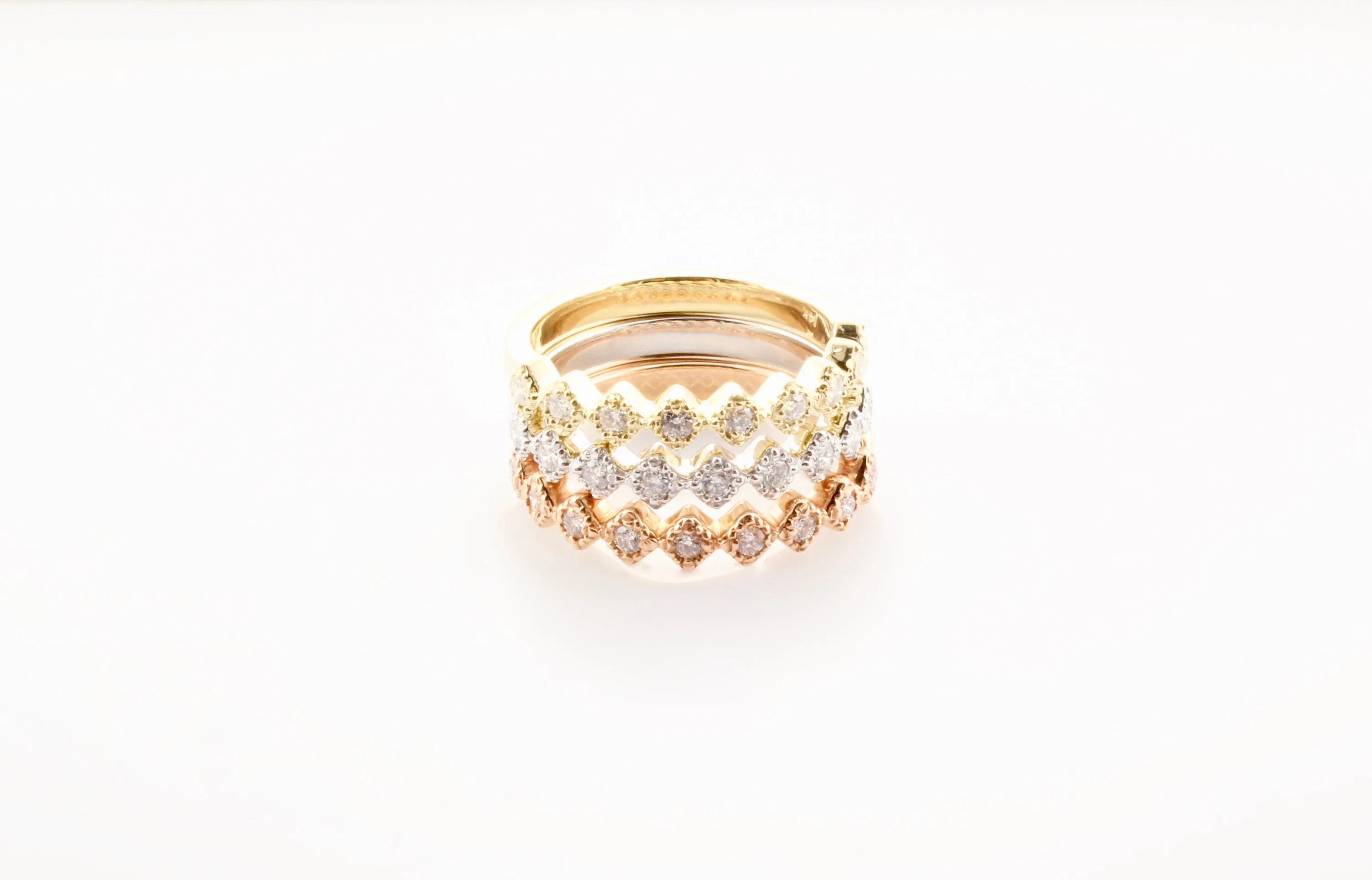 14K Gold Diamond Millgrain Finish Band