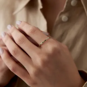 14k Gold Light Green Detailed Ring