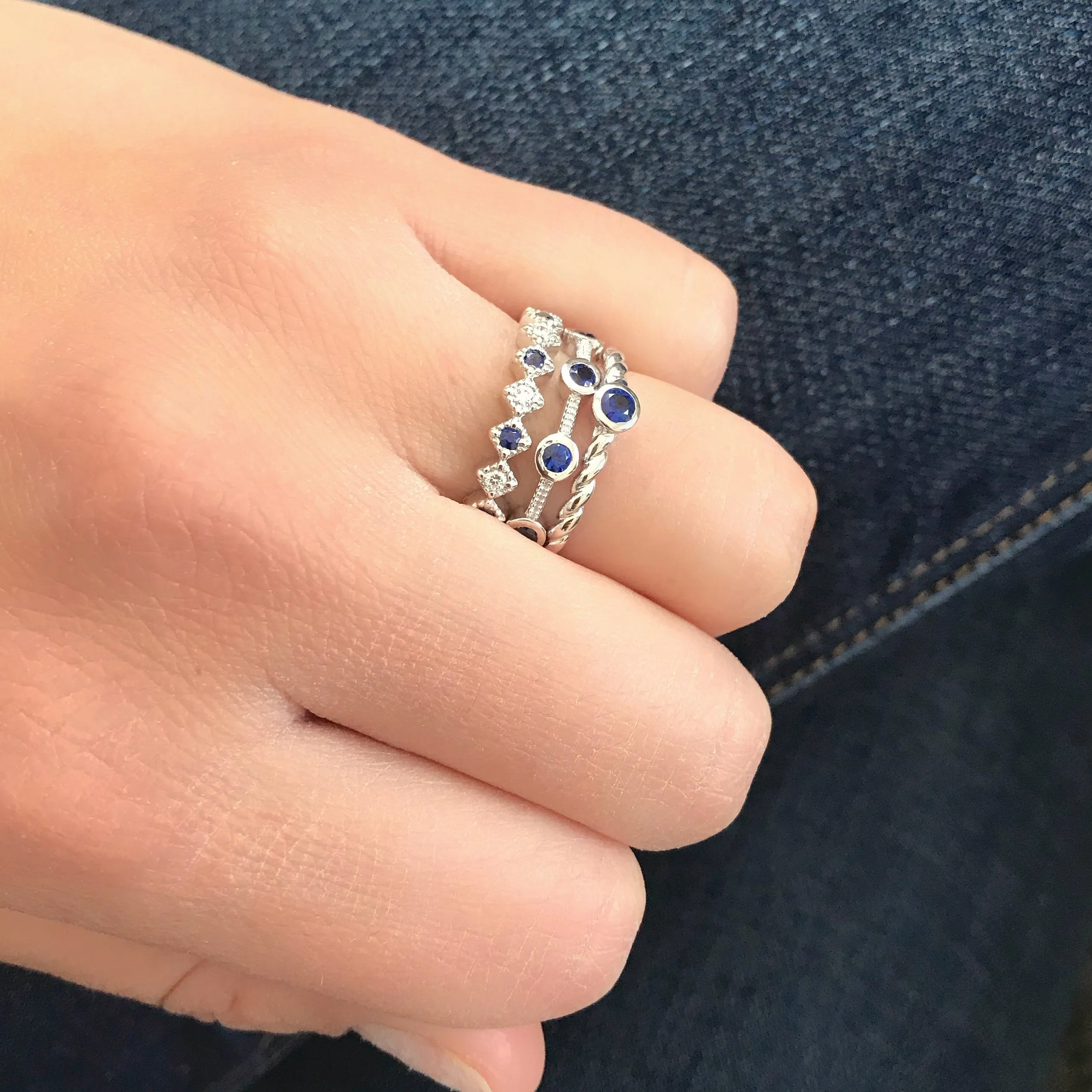 14K Gold Sapphire & Diamond Millgrain Finish Band