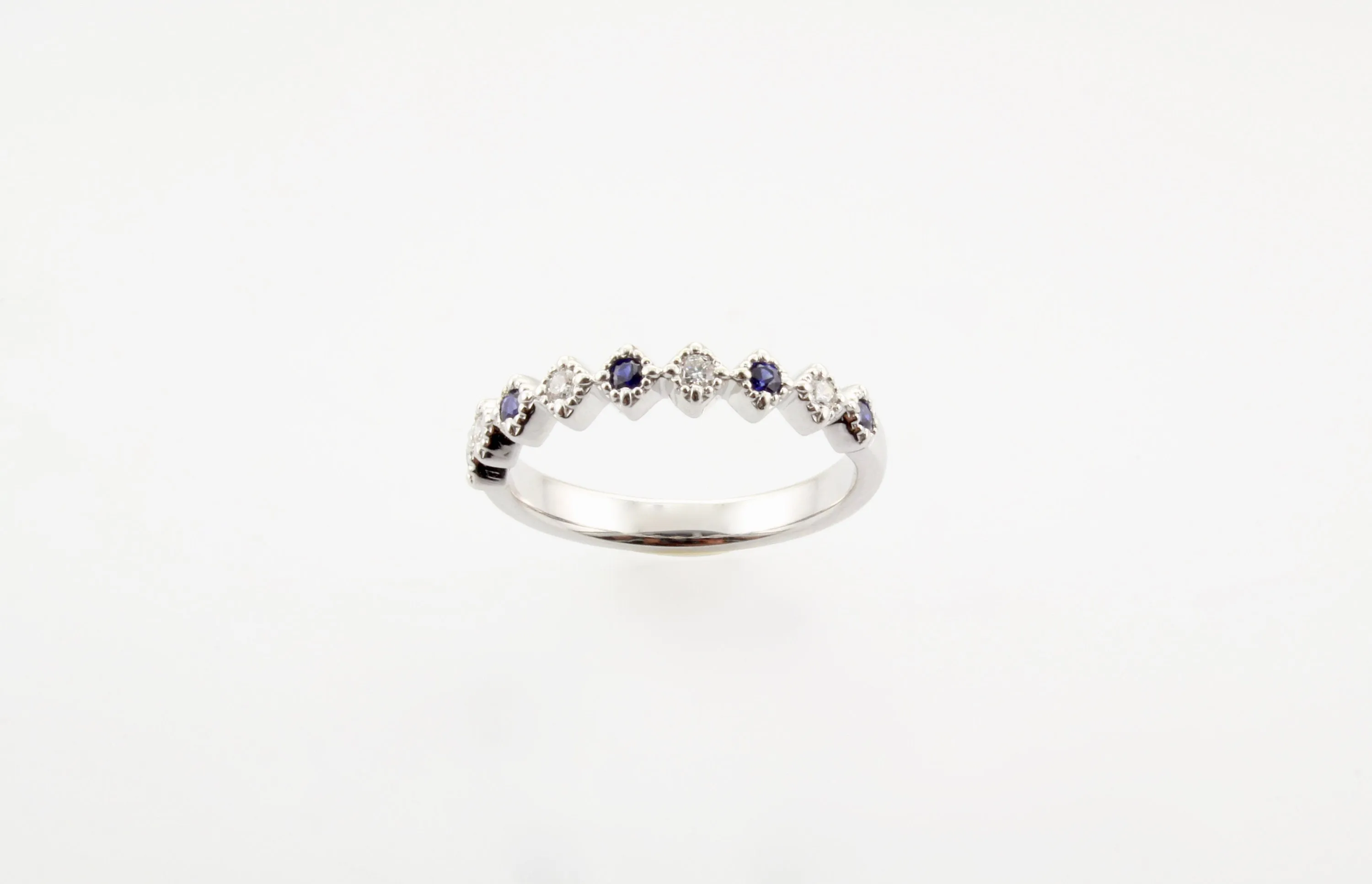 14K Gold Sapphire & Diamond Millgrain Finish Band