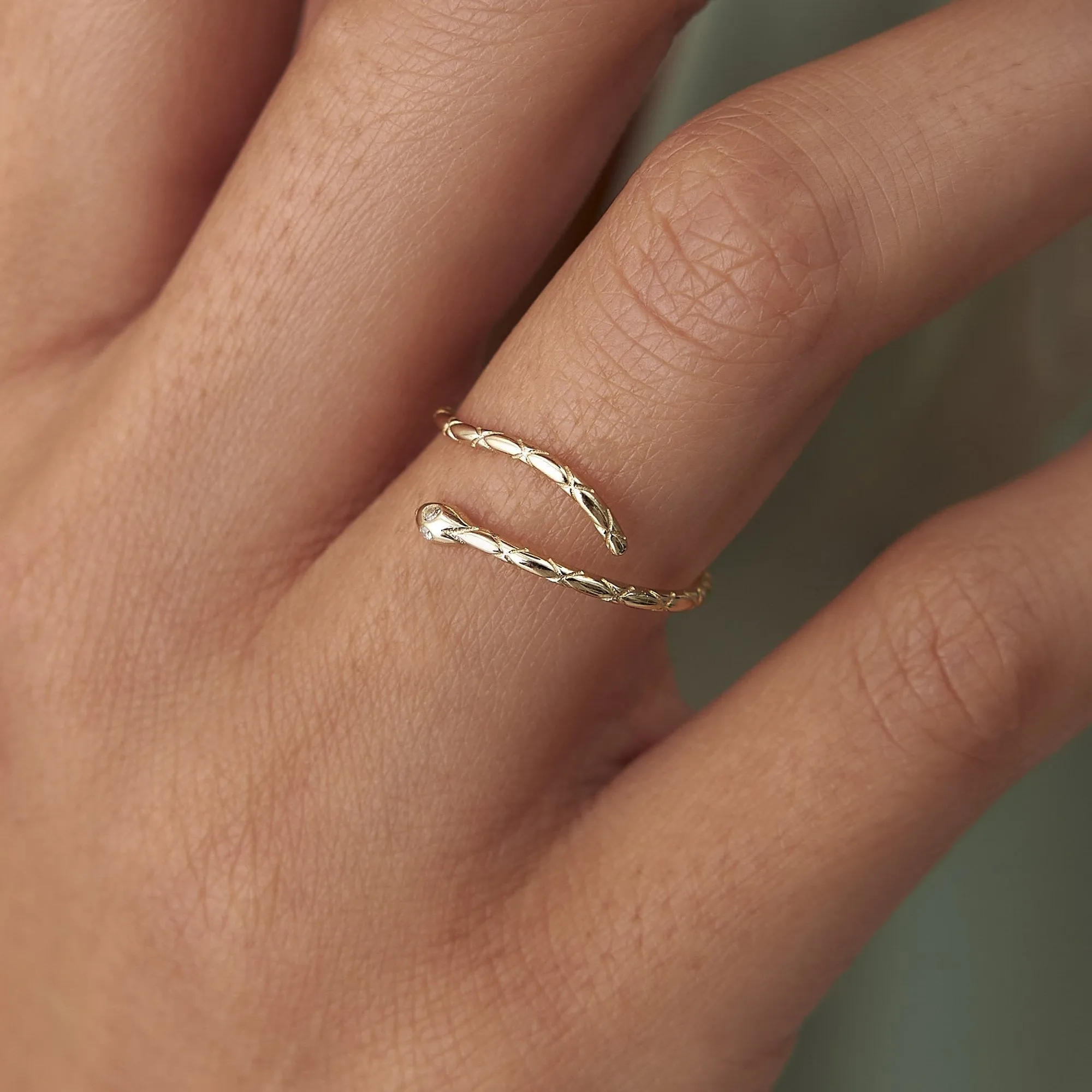 14k Gold Small Snake Ring