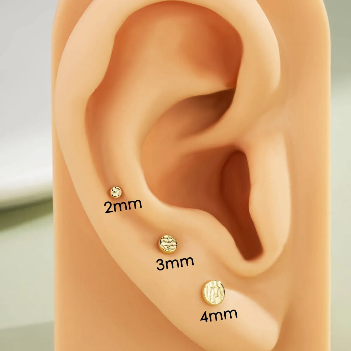 14K Solid Gold Hammered Disc Top Push Pin Cartilage Stud