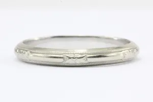 14K White Gold Art Deco Etched Wedding Band