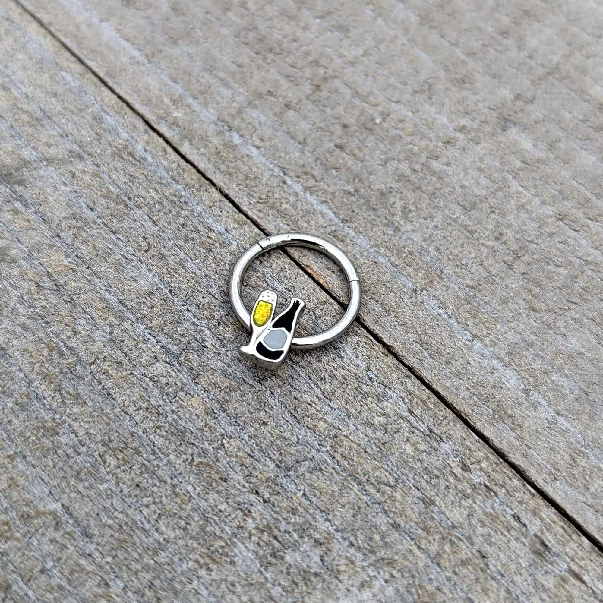 16 Gauge 3/8 Champagne Bottle Flute Yellow Hinged Segment Ring