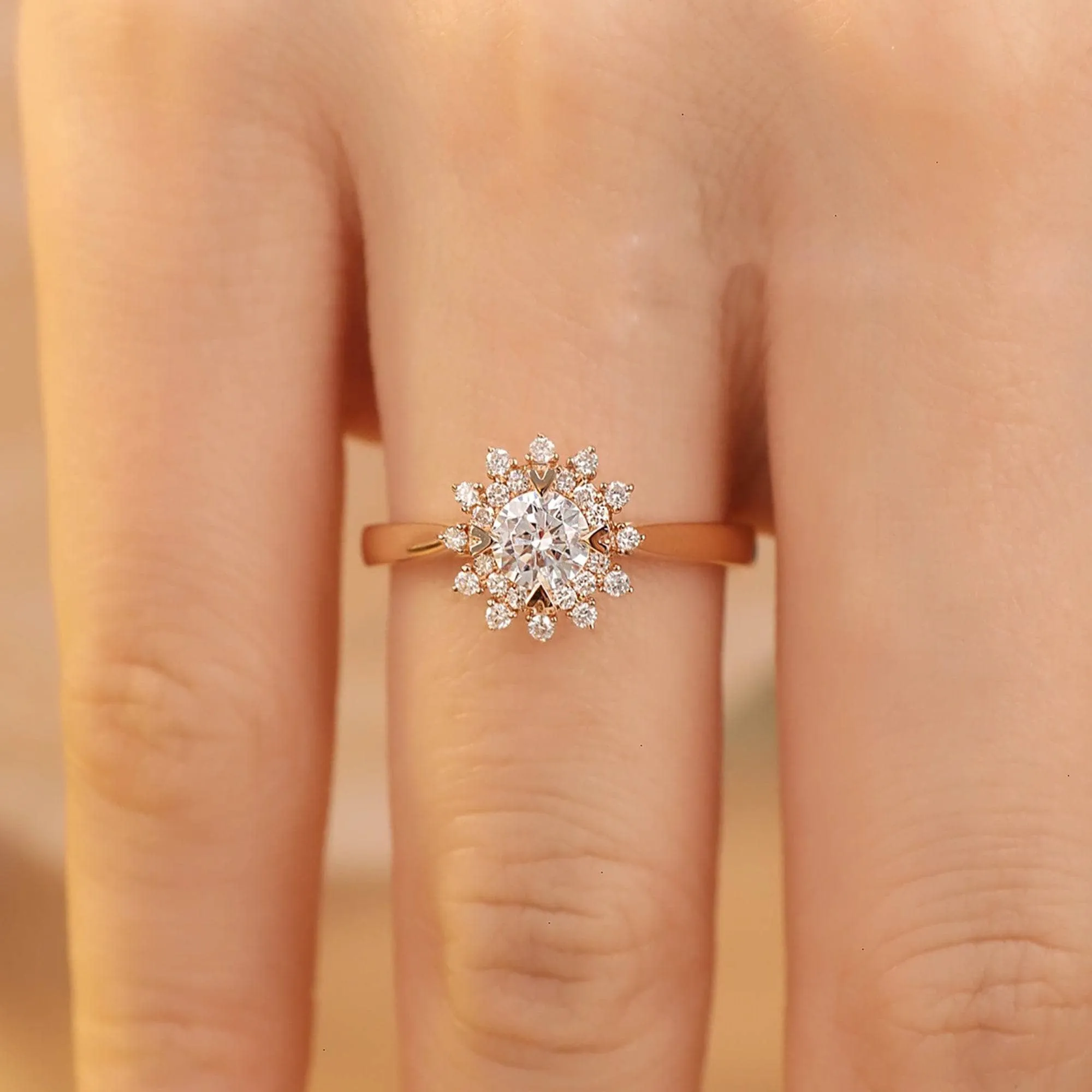 18k Art Deco Round Cut Diamond Sunflower Engagement Ring