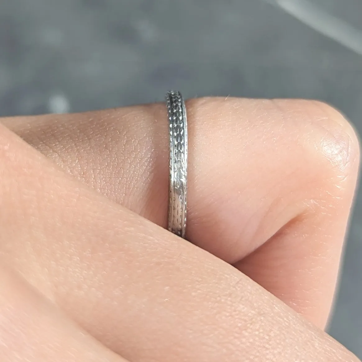 1920's Art Deco Platinum Wheat Antique Wedding Band Ring