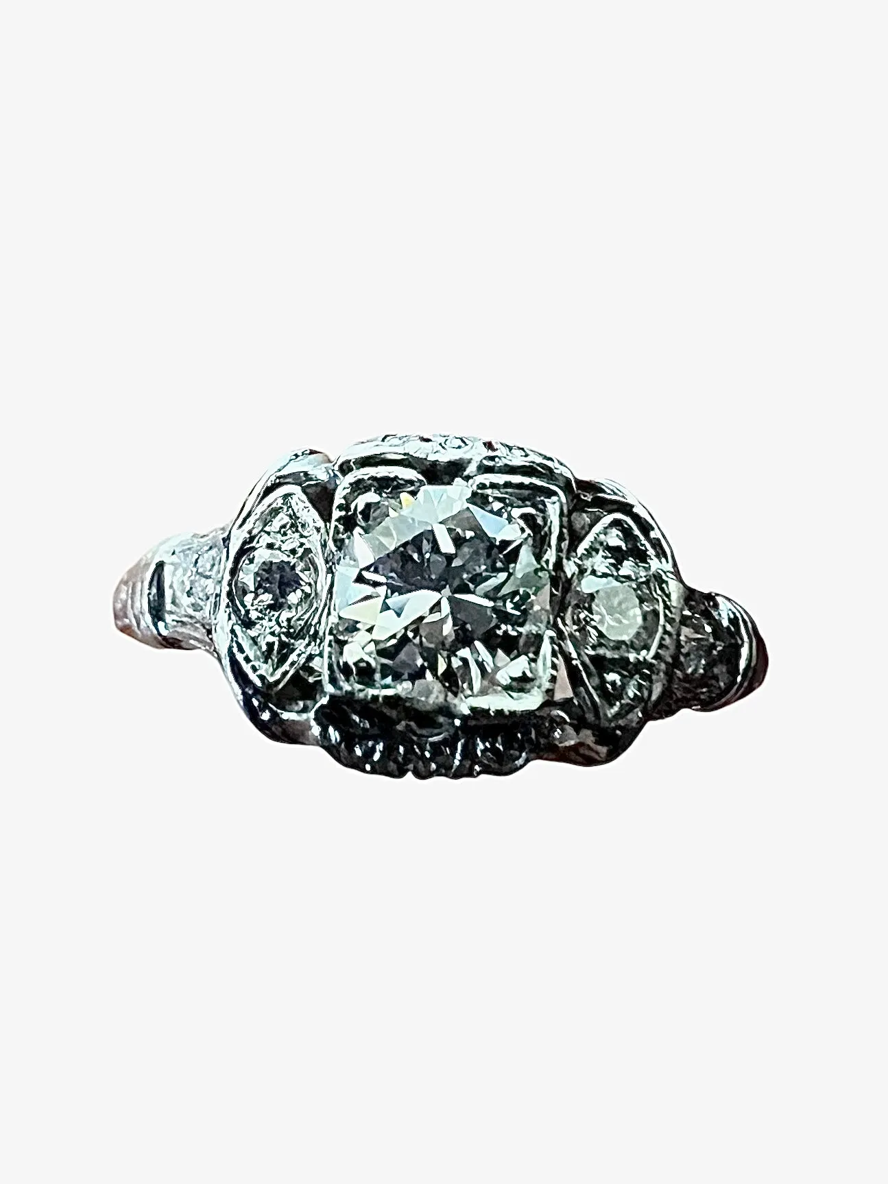 1930s Art Deco Diamond Platinum Engagement Ring