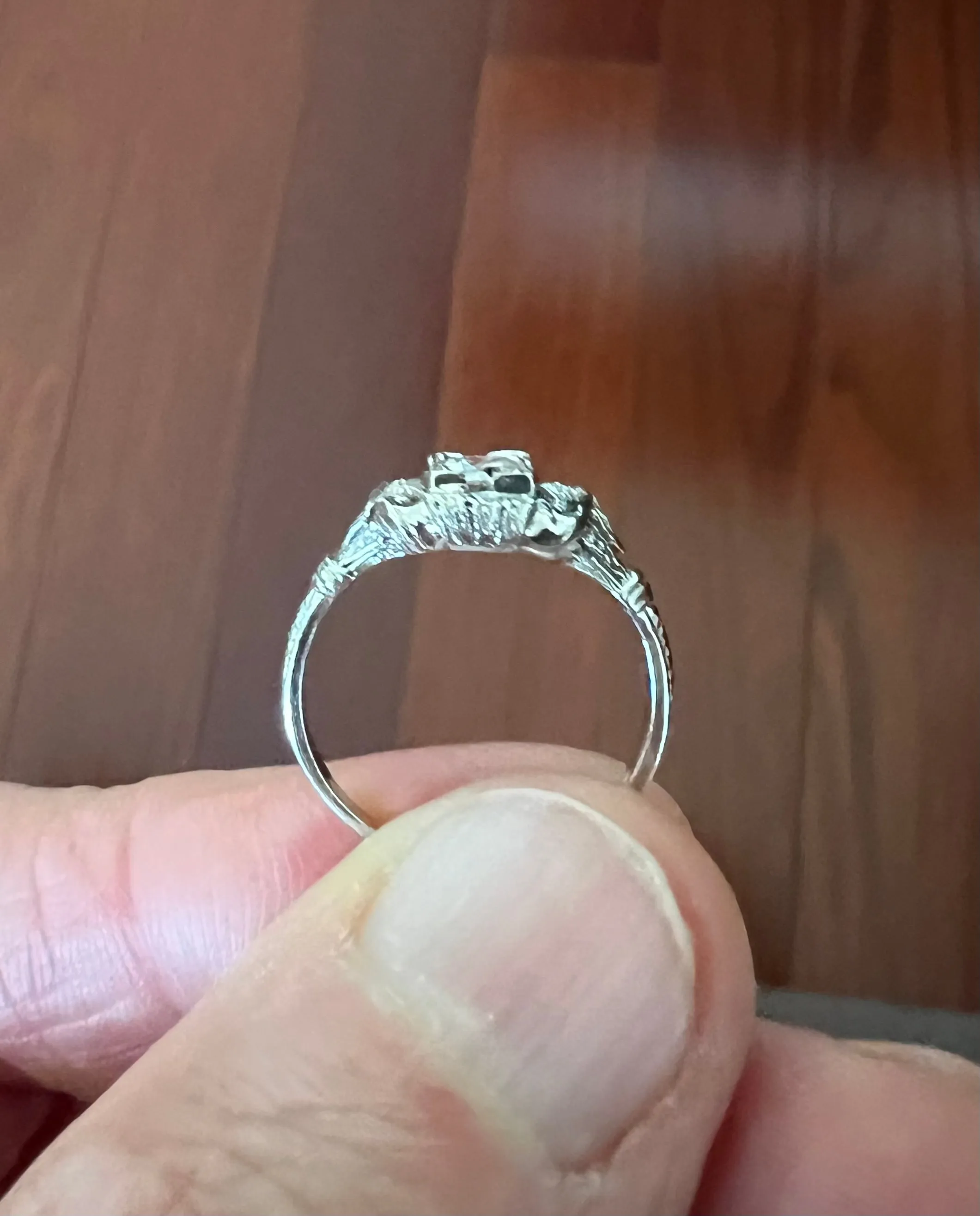 1930s Art Deco Diamond Platinum Engagement Ring