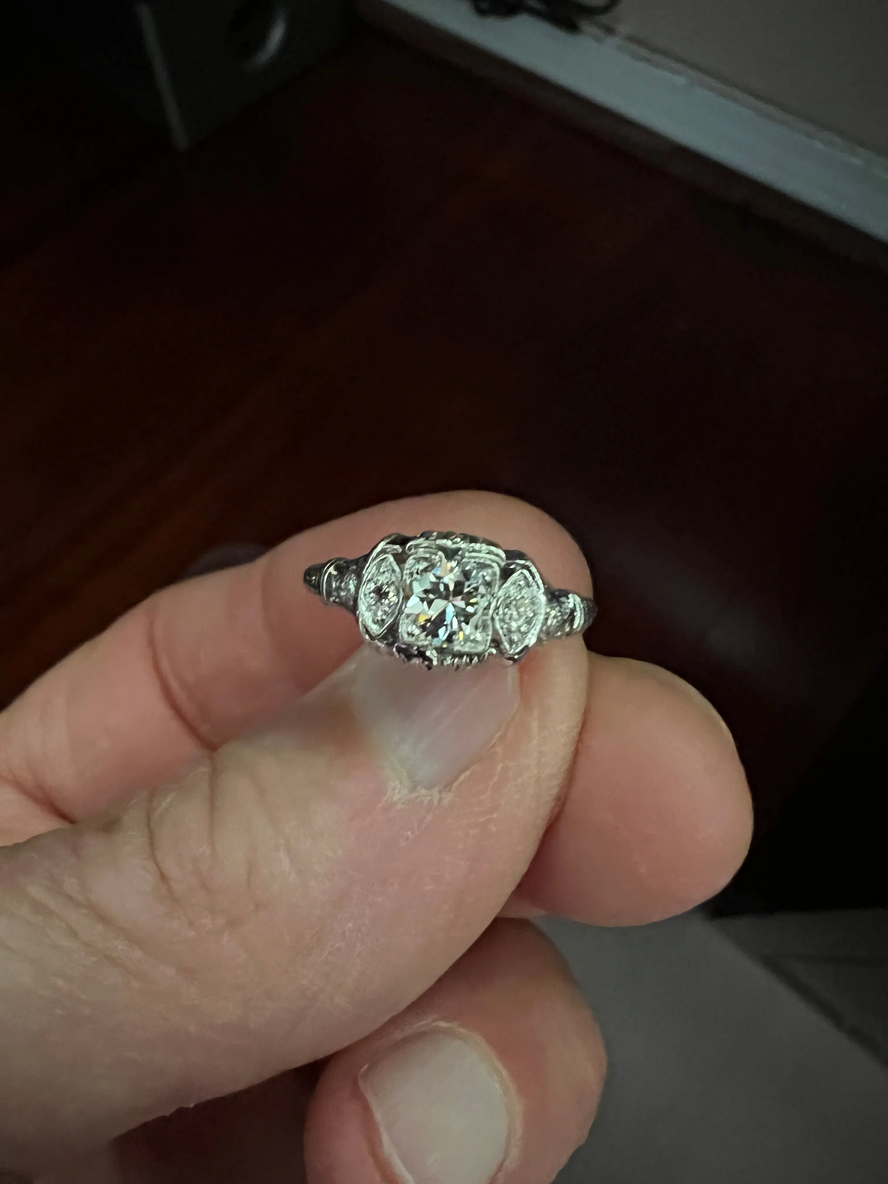 1930s Art Deco Diamond Platinum Engagement Ring