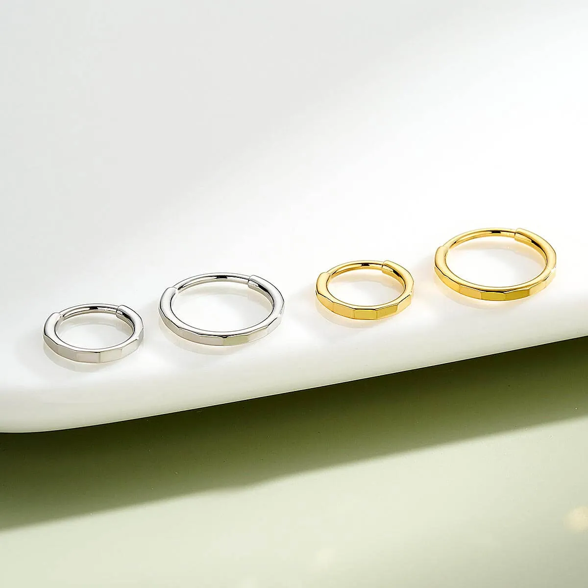 20G Rectangular Cut Hinged Segment Nose Ring