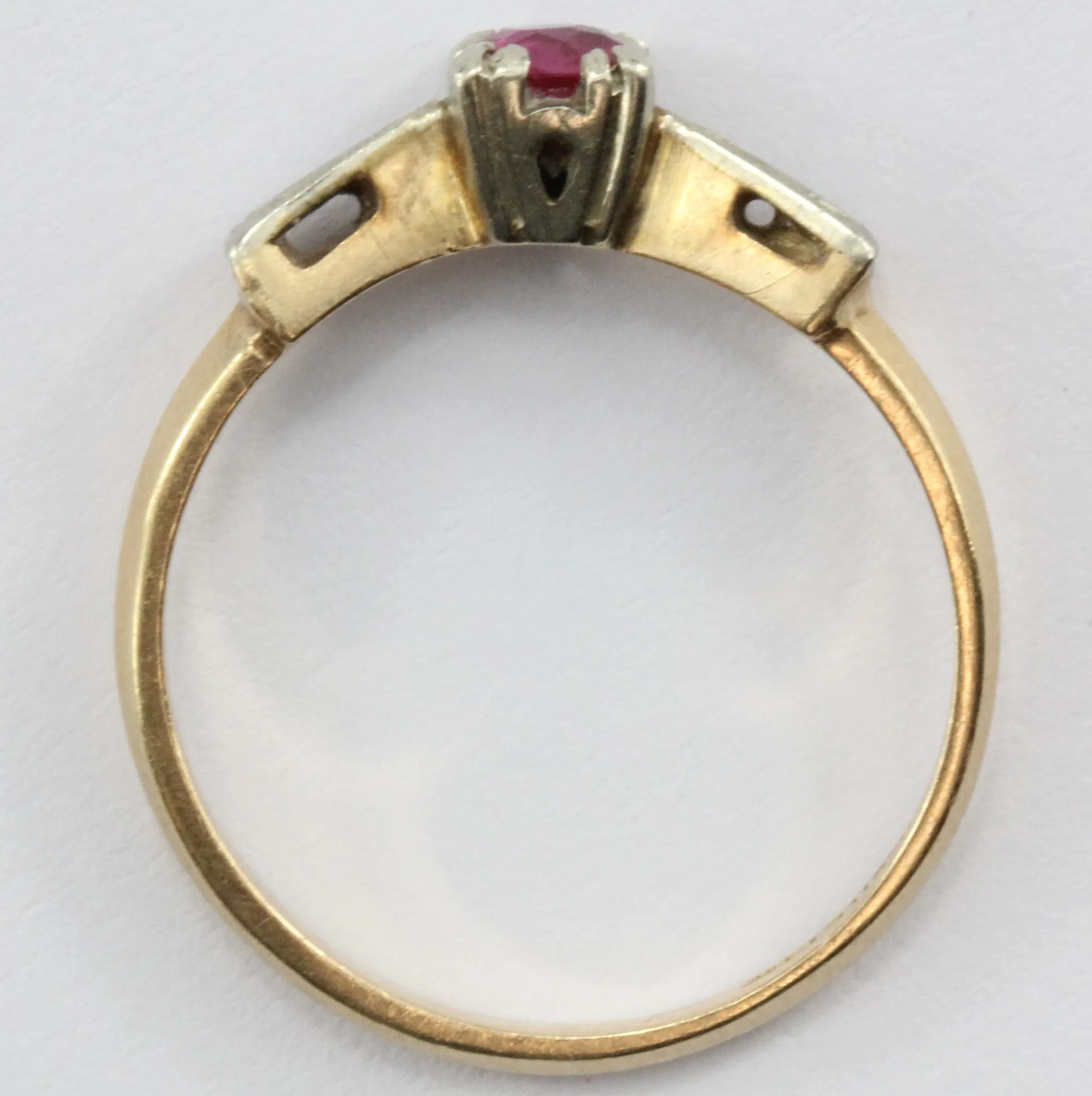 Antique Art Deco 14K Gold Ruby Ring