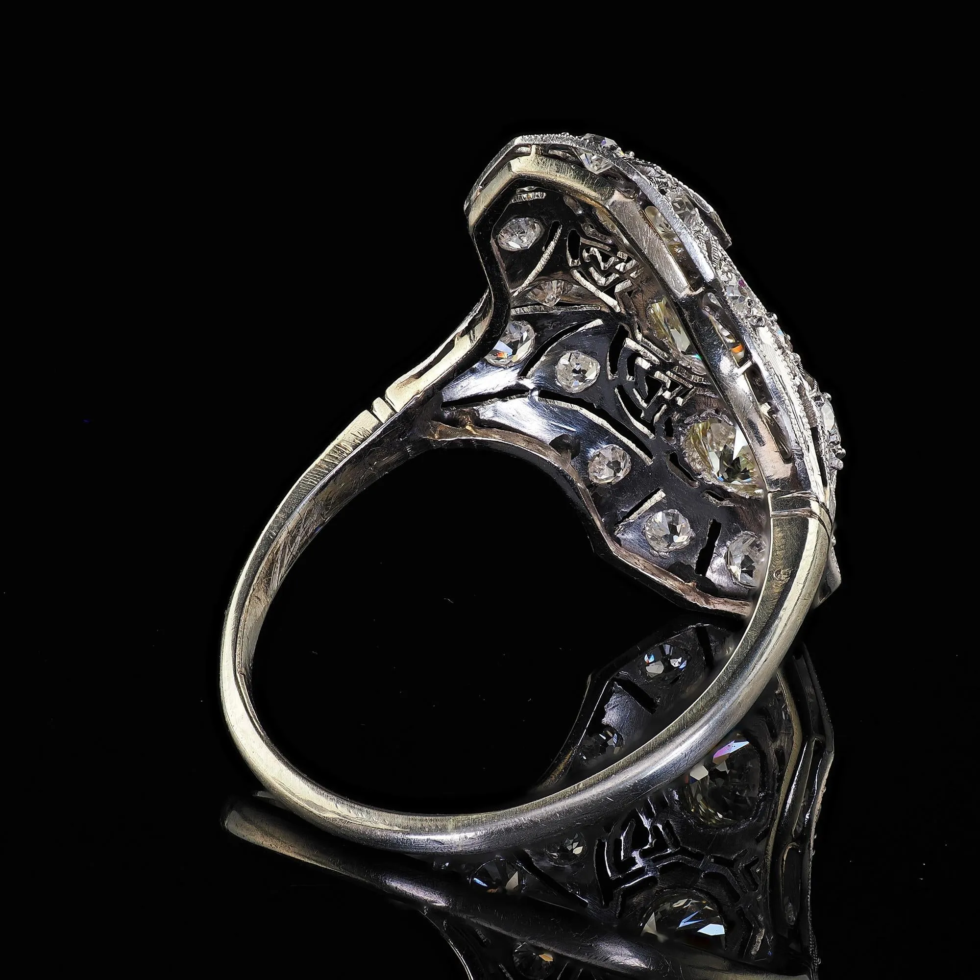 Antique Art Deco 14K White Gold Platinum Old Euro Diamond Filigree Shield Ring