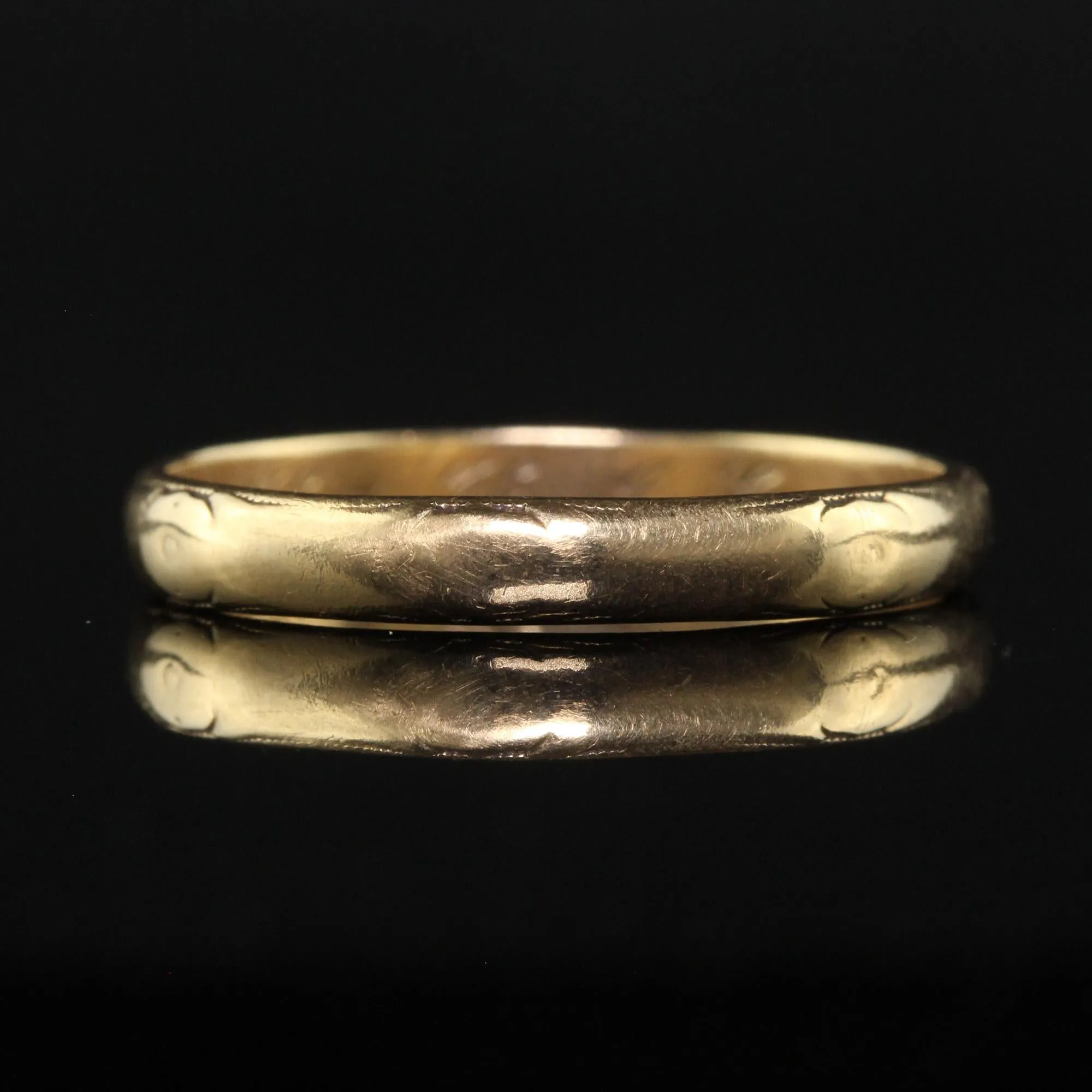 Antique Art Deco 14K Yellow Gold Engraved Wedding Band - Size 10