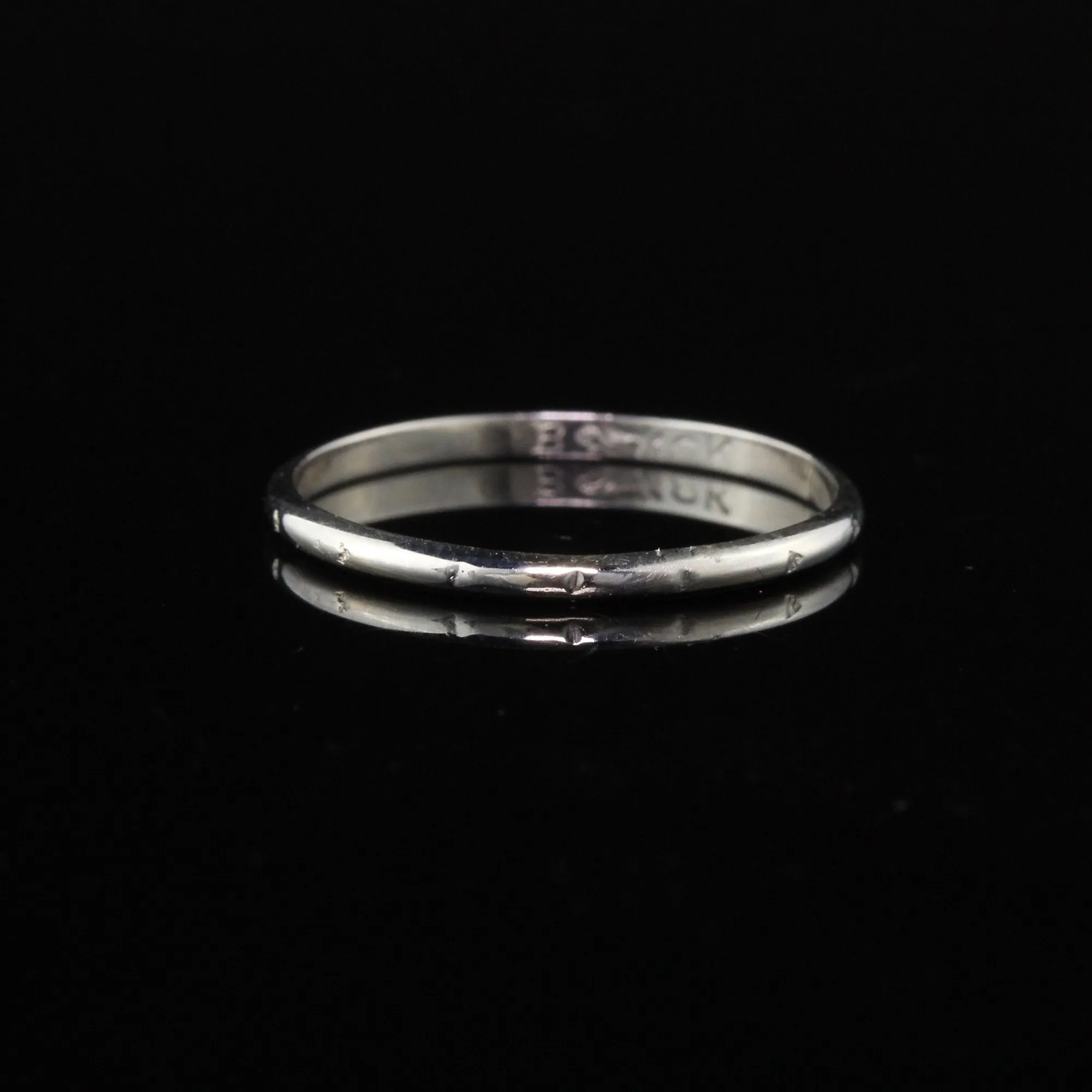 Antique Art Deco 18K White Gold Wedding Band - Size 6 1/4