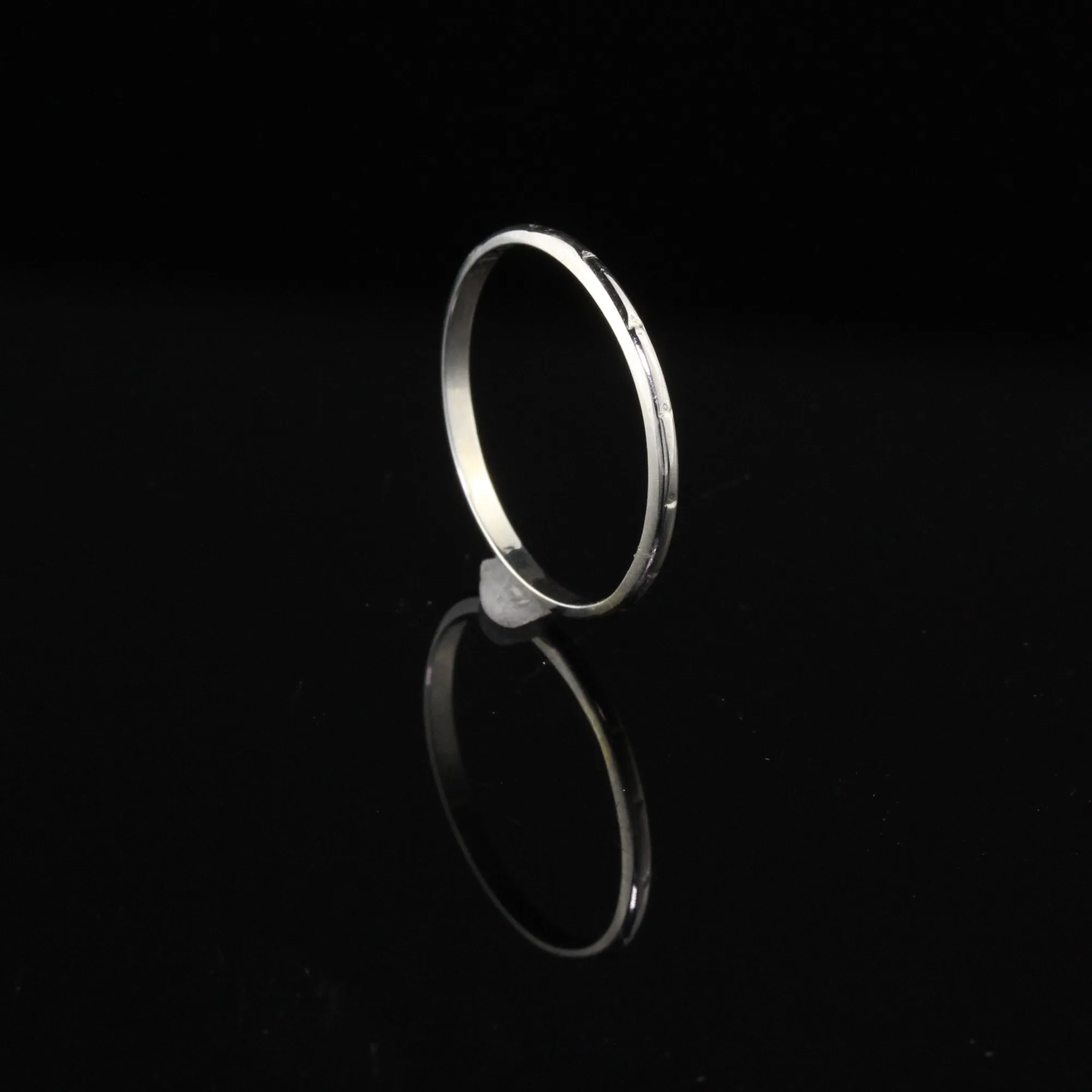 Antique Art Deco 18K White Gold Wedding Band - Size 6 1/4