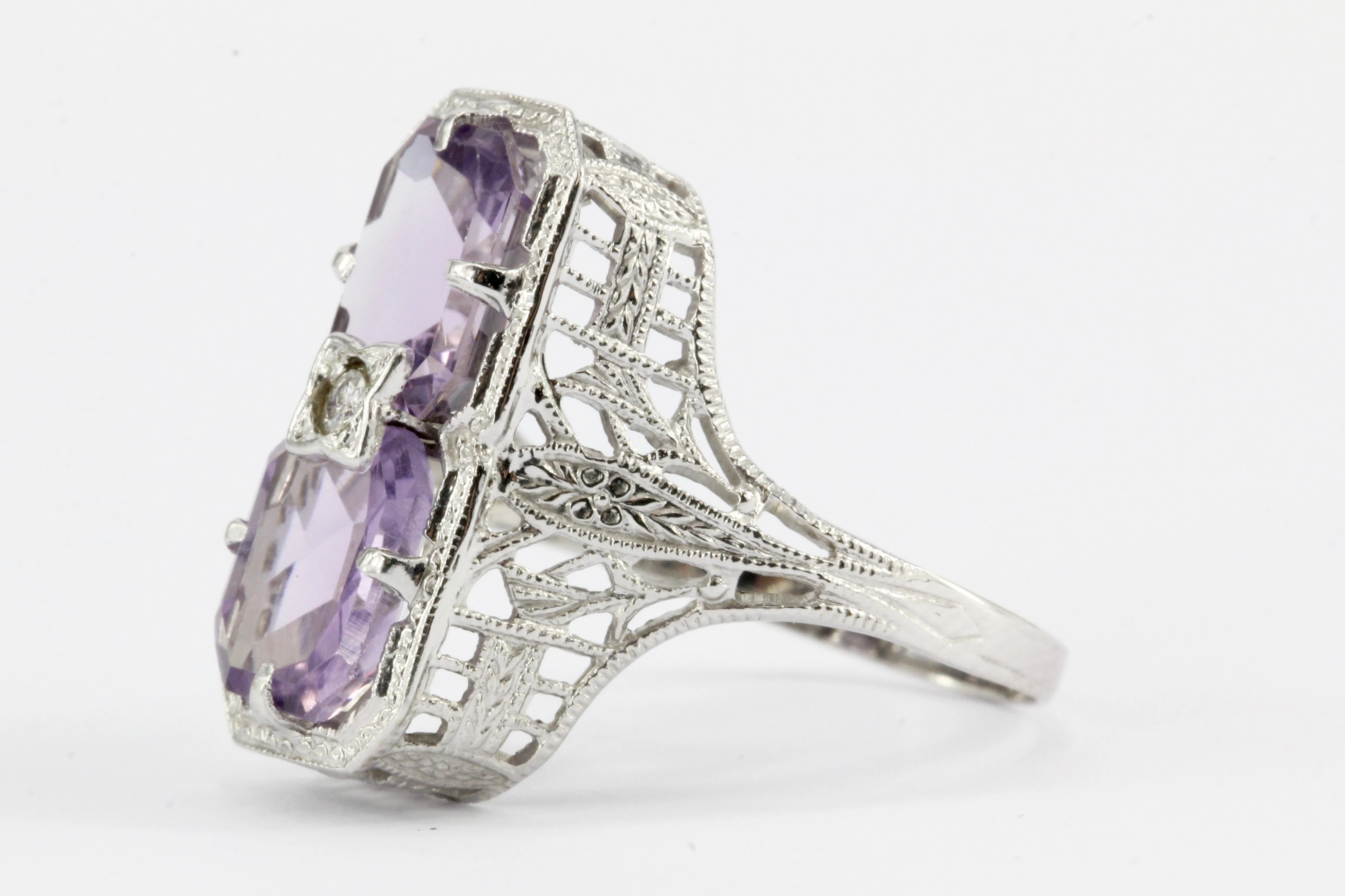 Art 14K White Gold Amethyst & Diamond Filigree Ring c.1920's