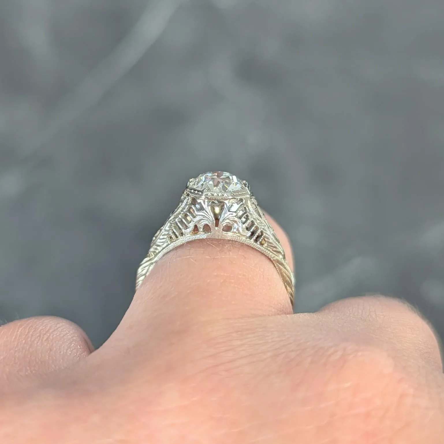 Art Deco 1.02 CTW Old European Diamond 18 Karat White Gold Foliate Antique Engagement Ring GIA