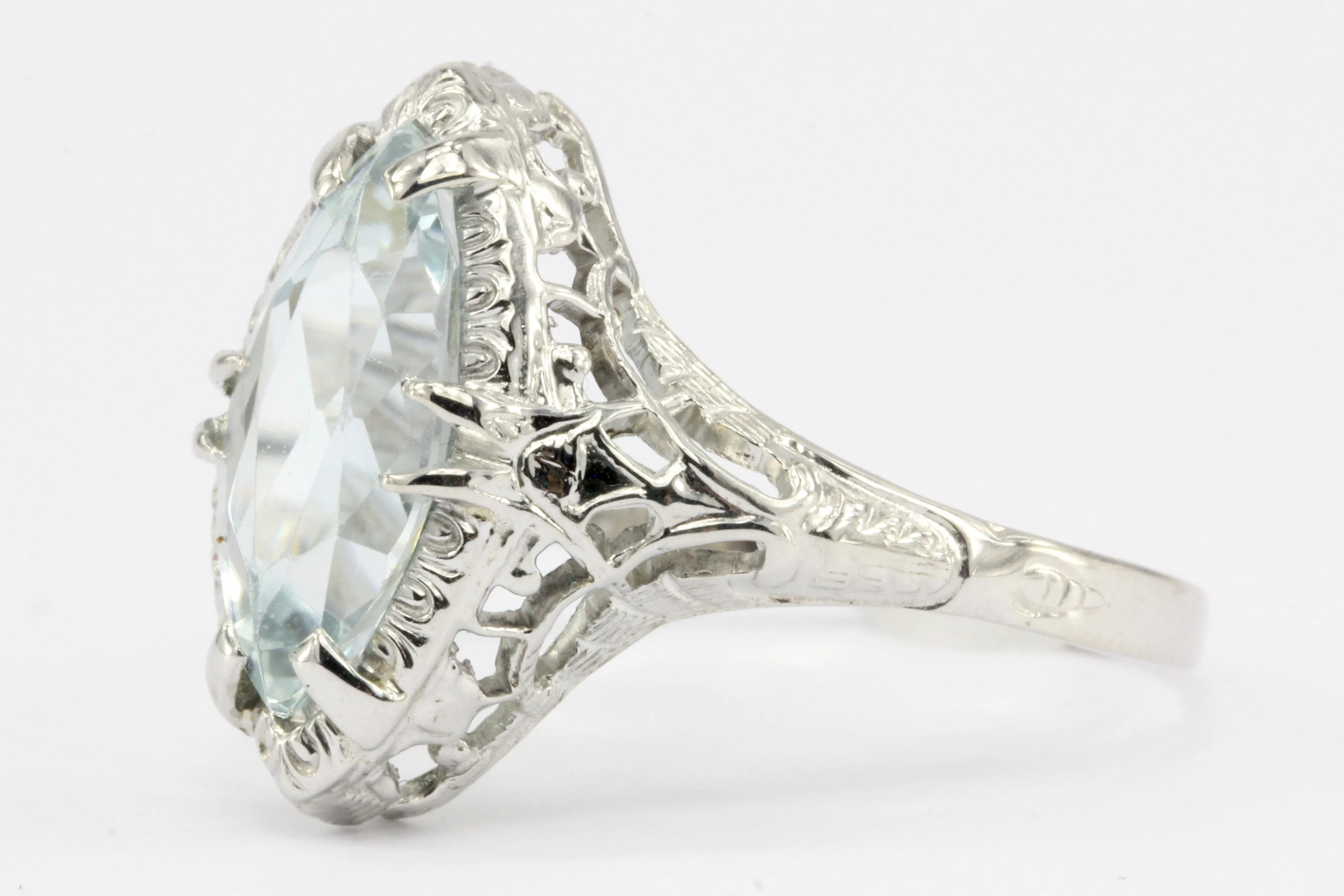 Art Deco 14K White Gold Aquamarine Ring Size 7.5