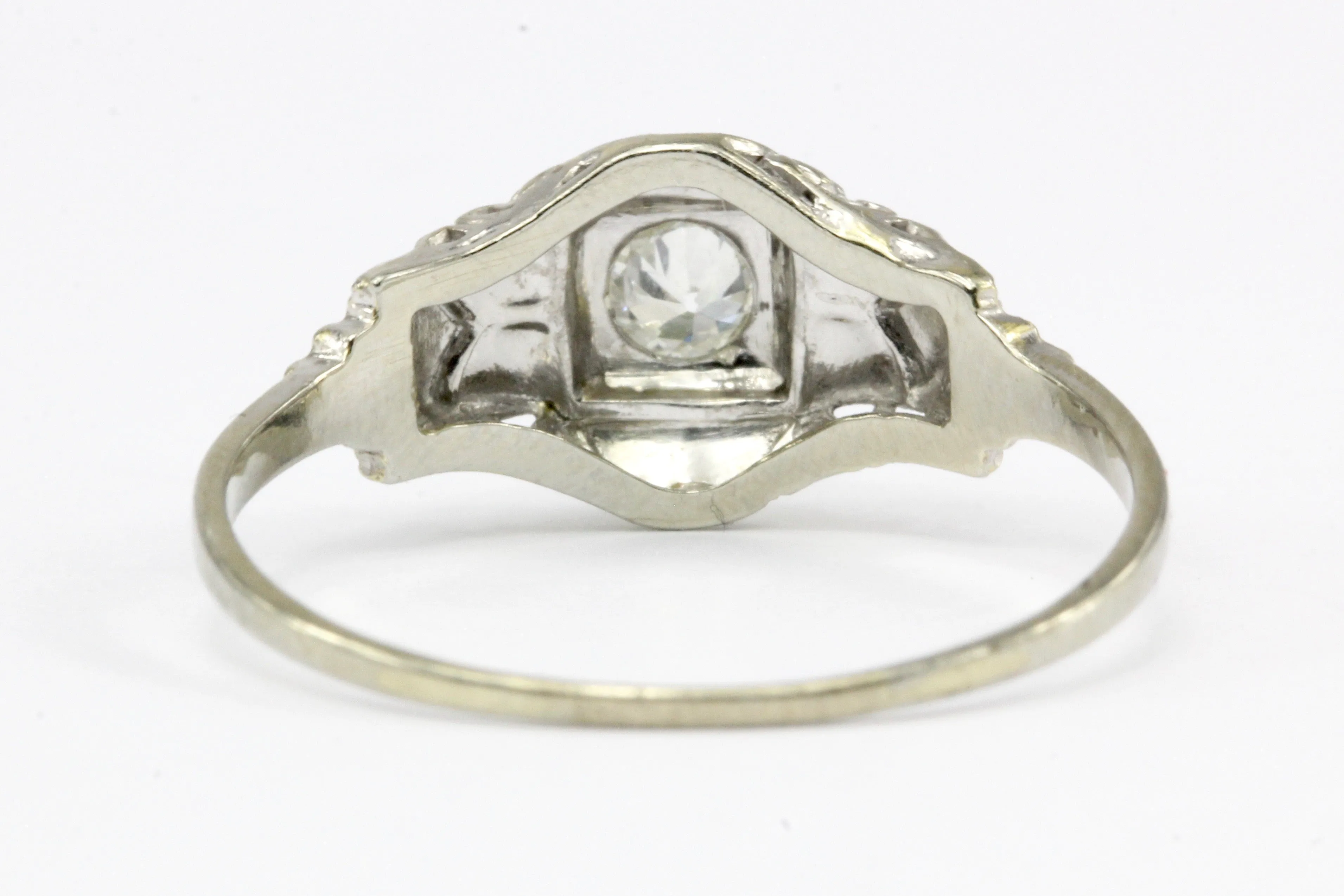 Art Deco 18K White Gold Diamond Engagement Ring Size 7.25