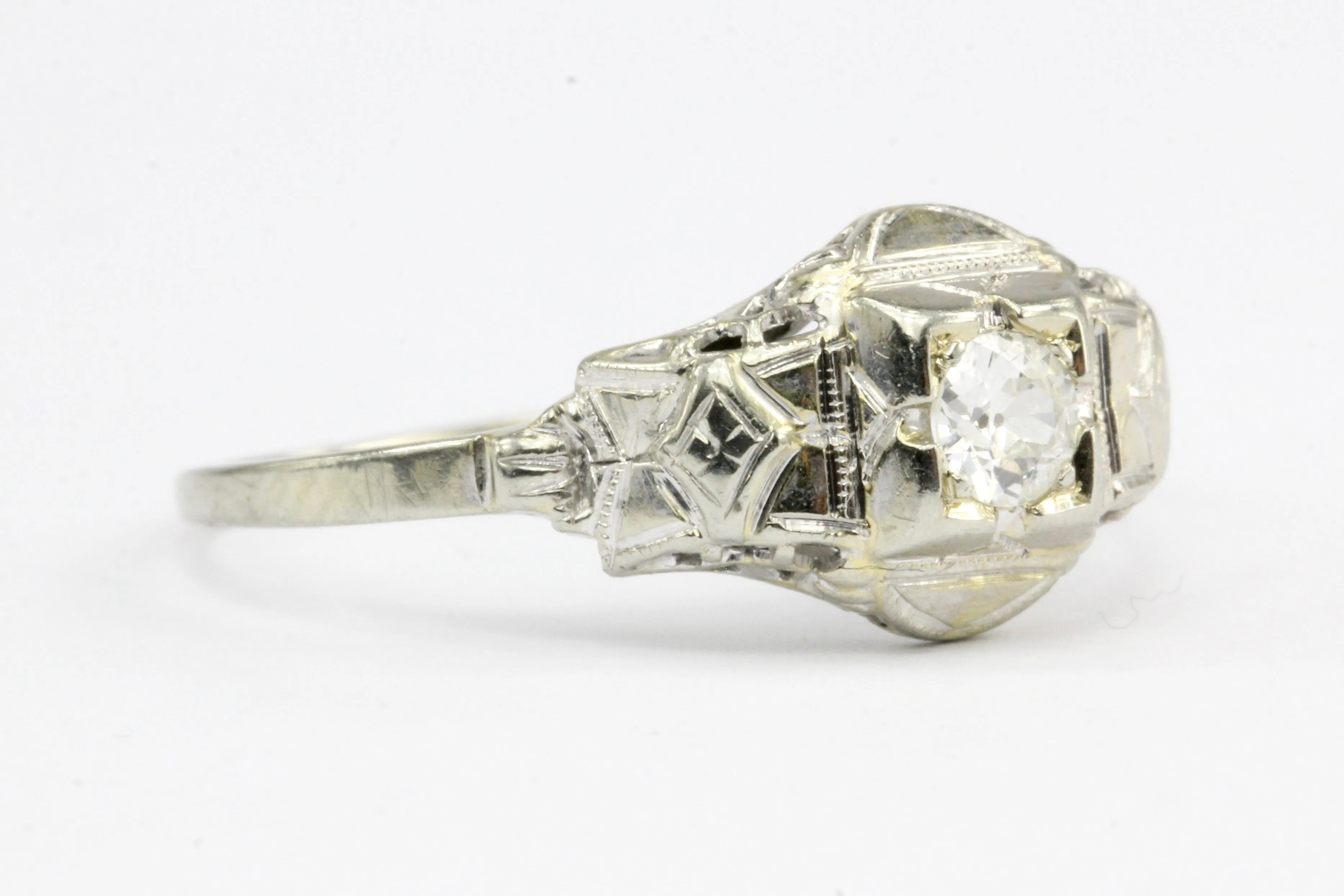 Art Deco 18K White Gold Diamond Engagement Ring Size 7.25