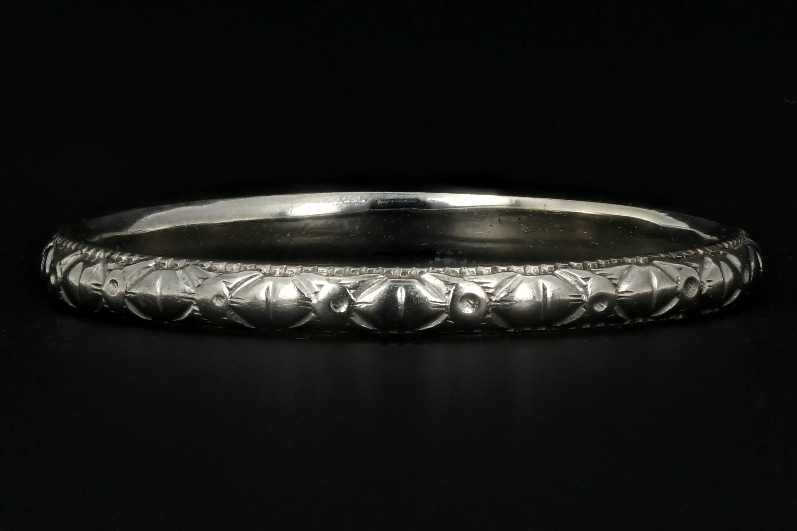 Art Deco 18K White Gold Hand Etched Band