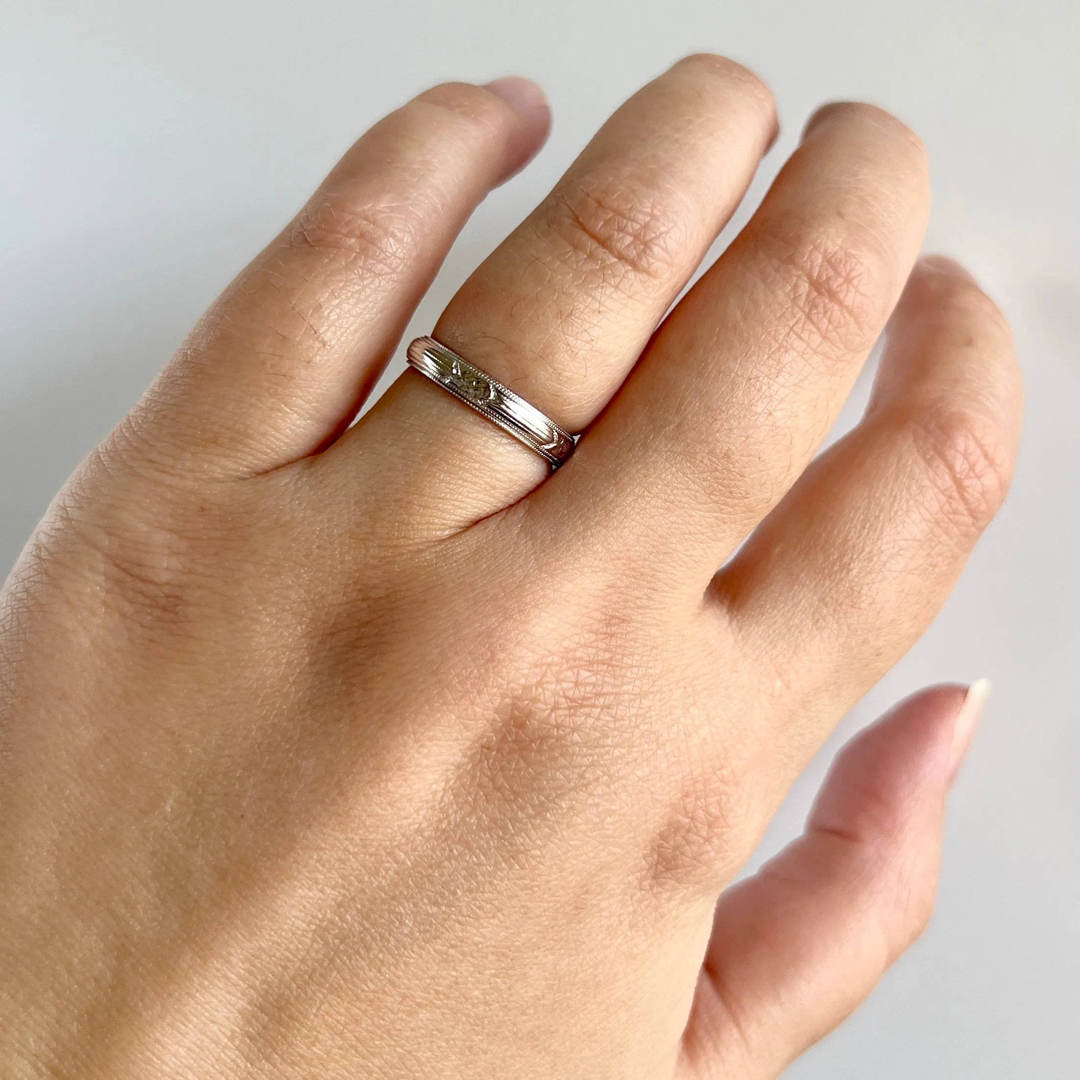Art Deco Belais Orange Blossom Band 18k