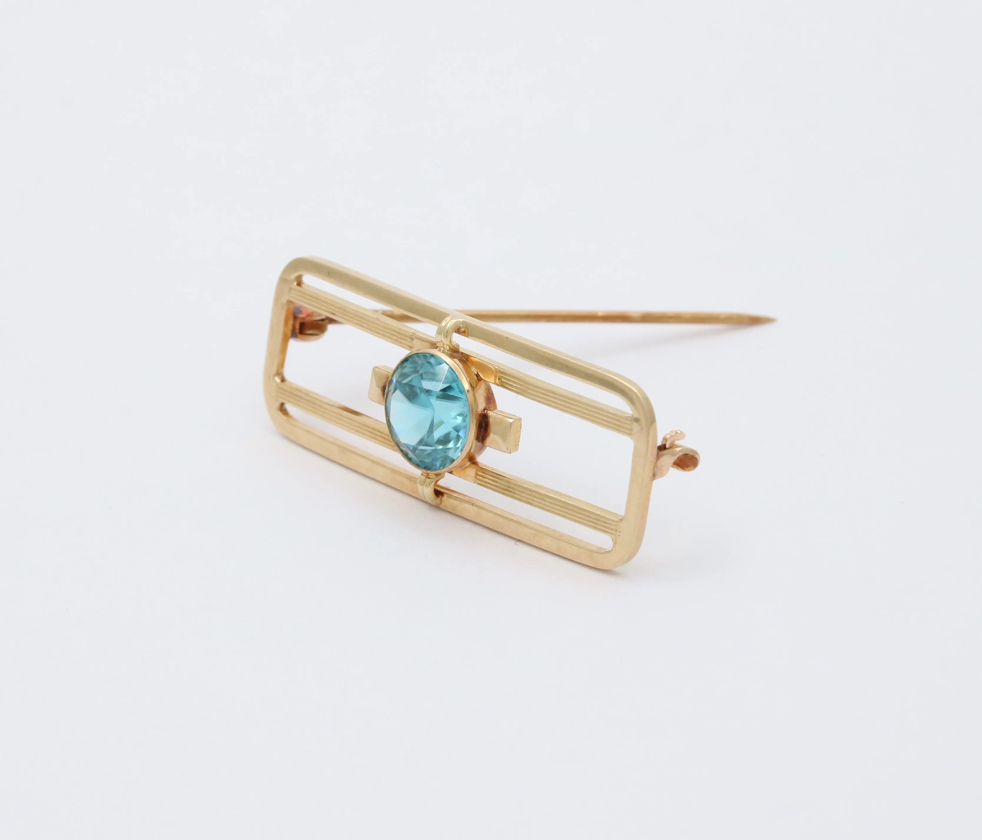 Art Deco Krementz 14K Gold and Blue Zircon Geometric Pin