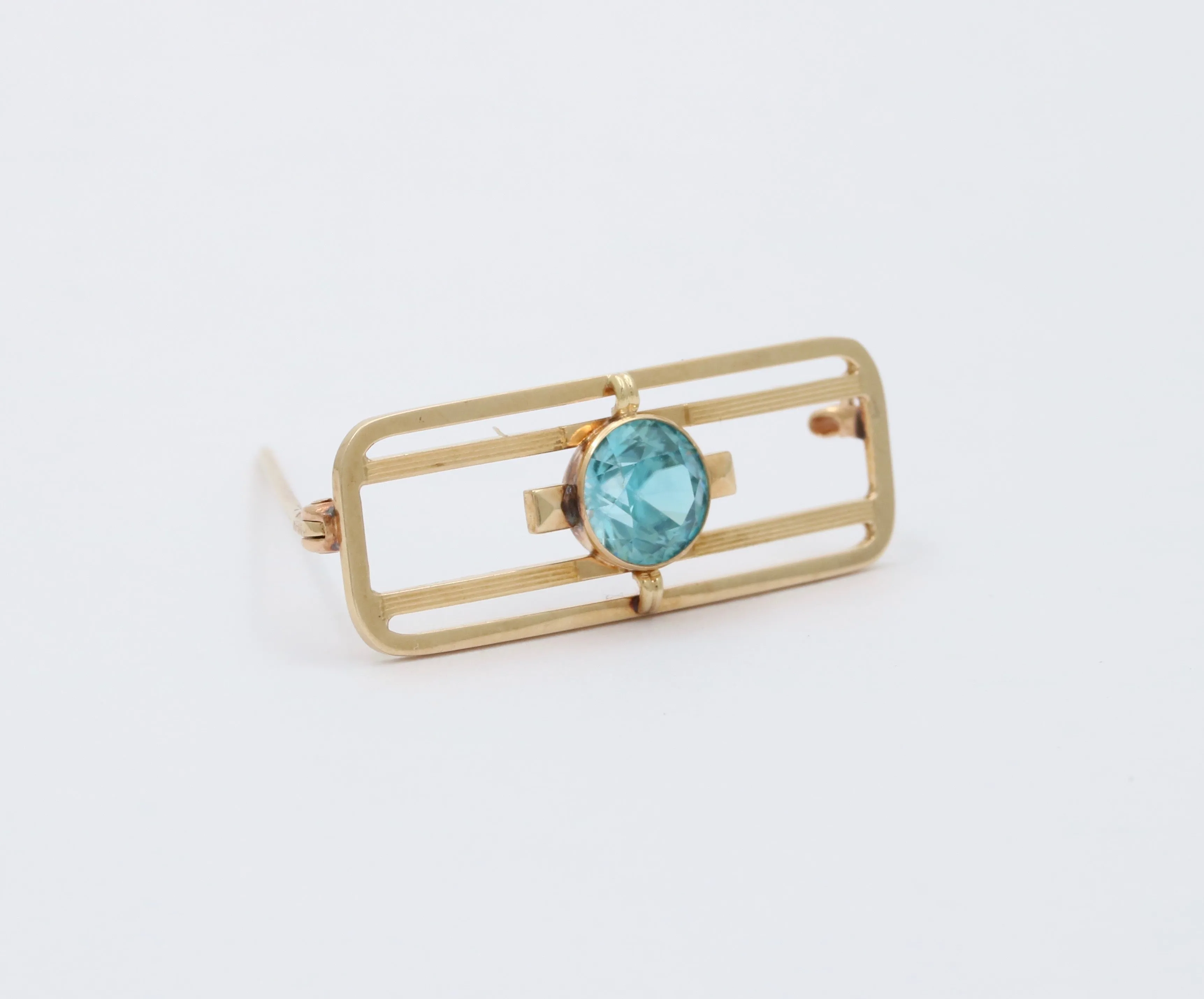 Art Deco Krementz 14K Gold and Blue Zircon Geometric Pin