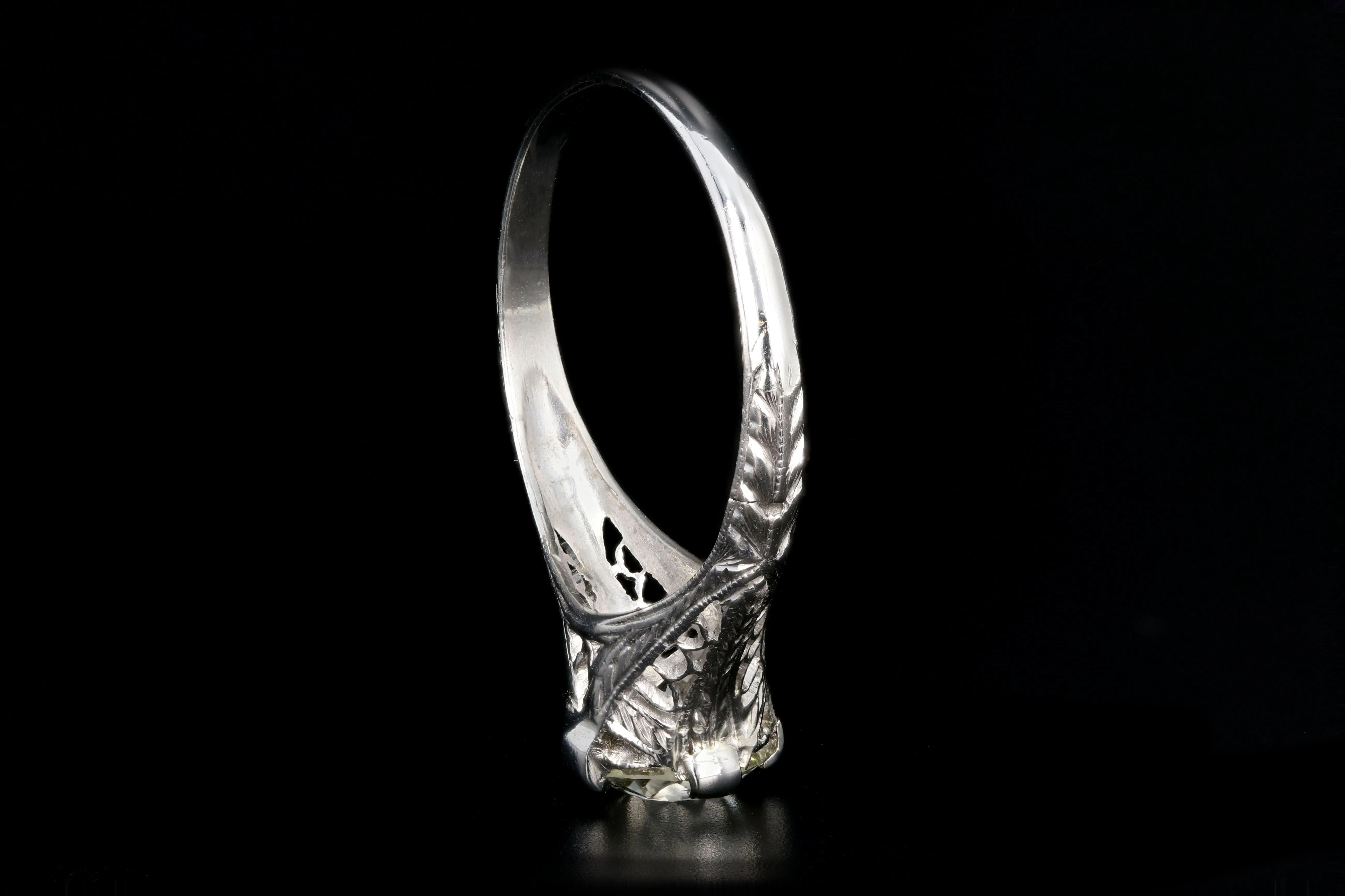 Art Deco Platinum 1.18 Carat Old European Cut Diamond Ring