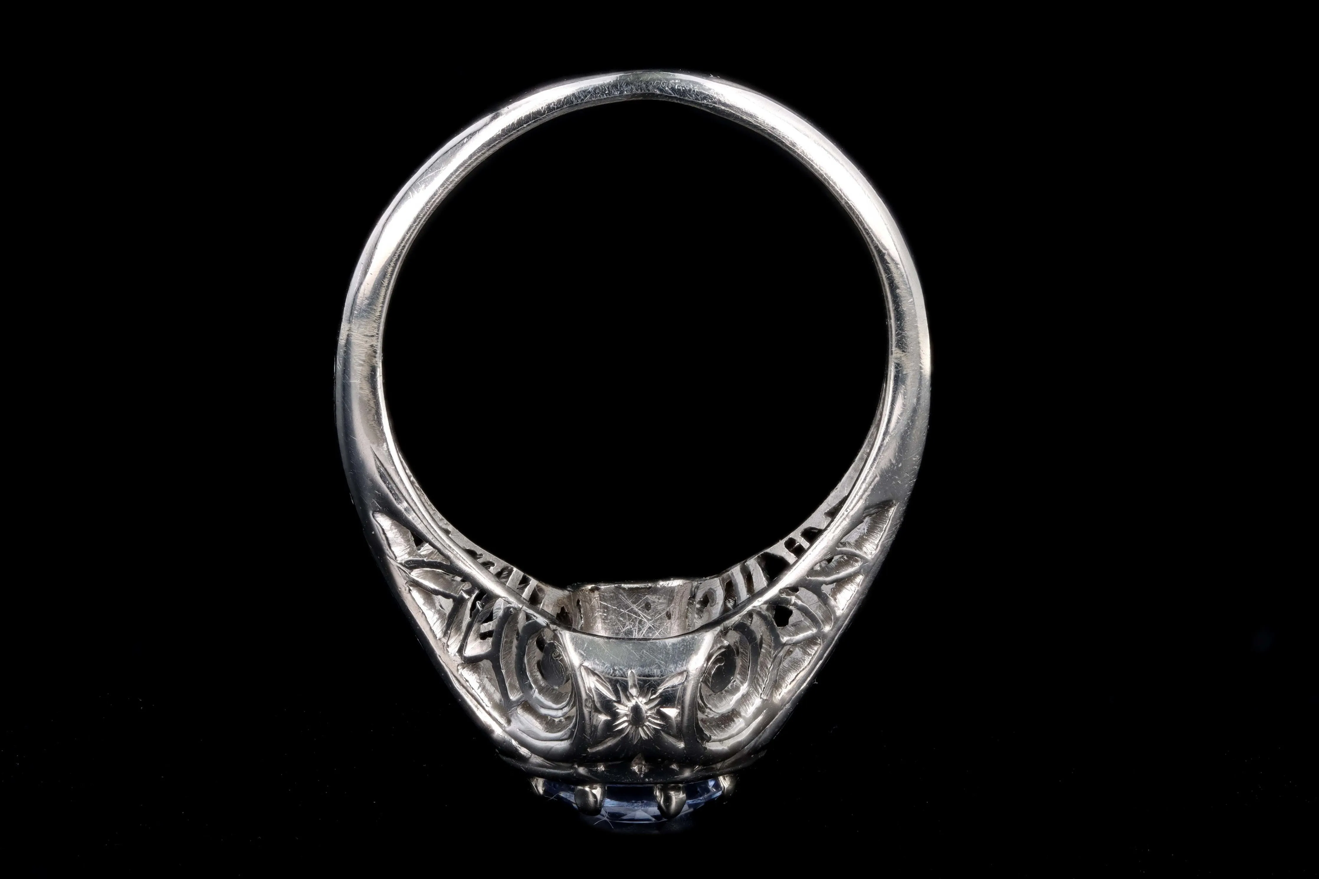 Art Deco Platinum 1.26 Carat Natural Sapphire Ring