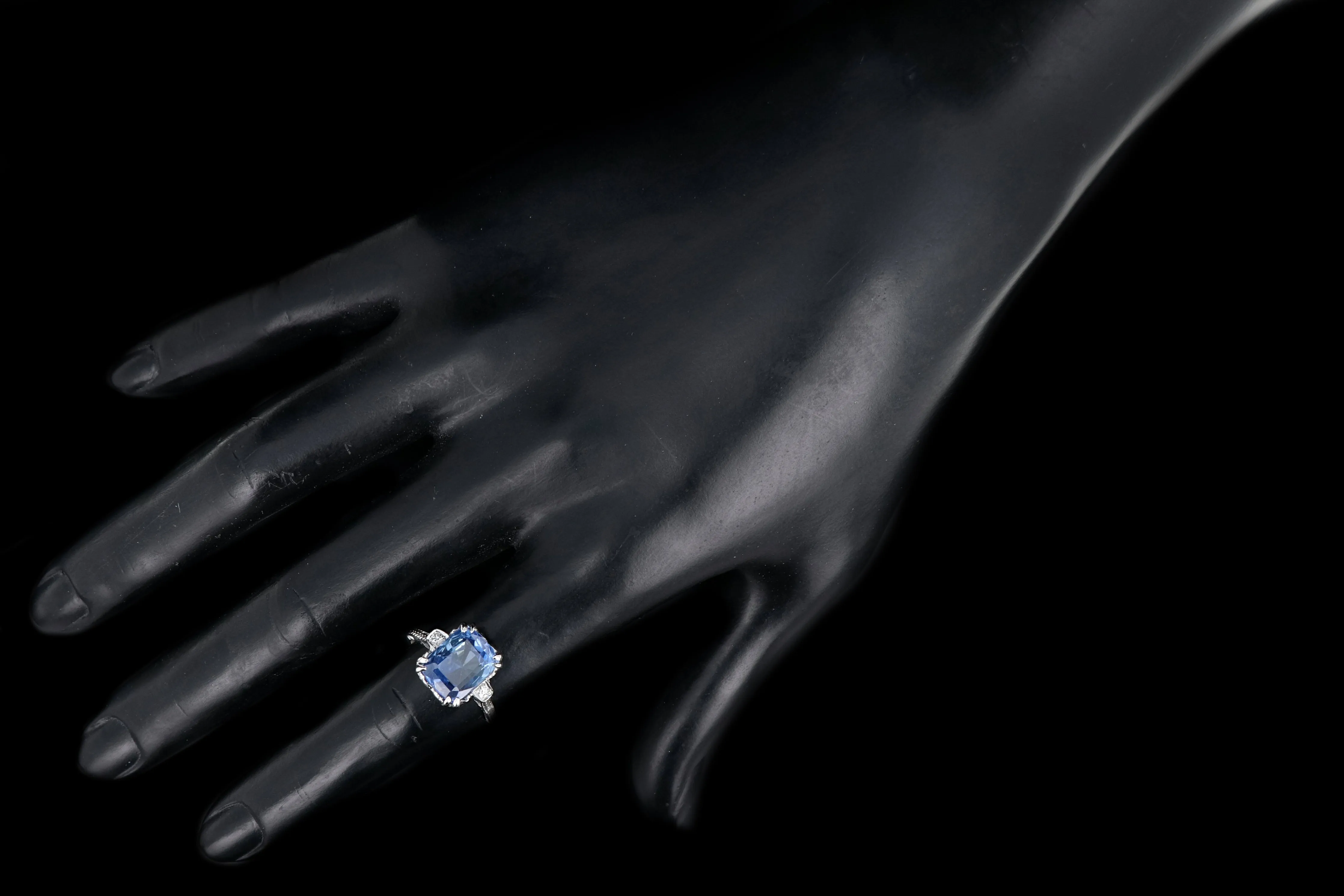Art Deco Platinum 5.5 Carat Natural No Heat Ceylon Sapphire Ring GIA Certified