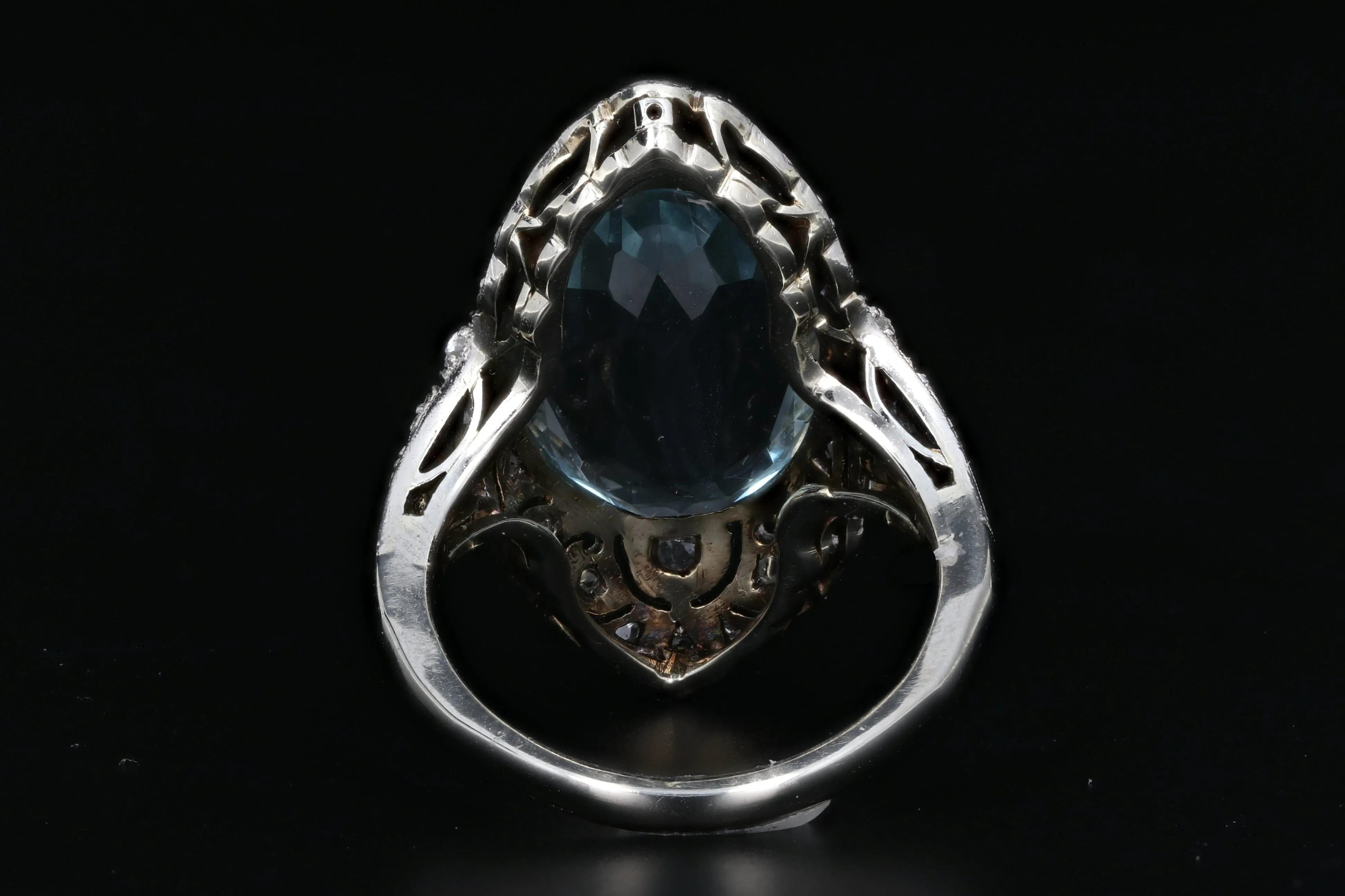 Art Deco Platinum 5.6 CT Aquamarine and Single Cut Diamond Ring