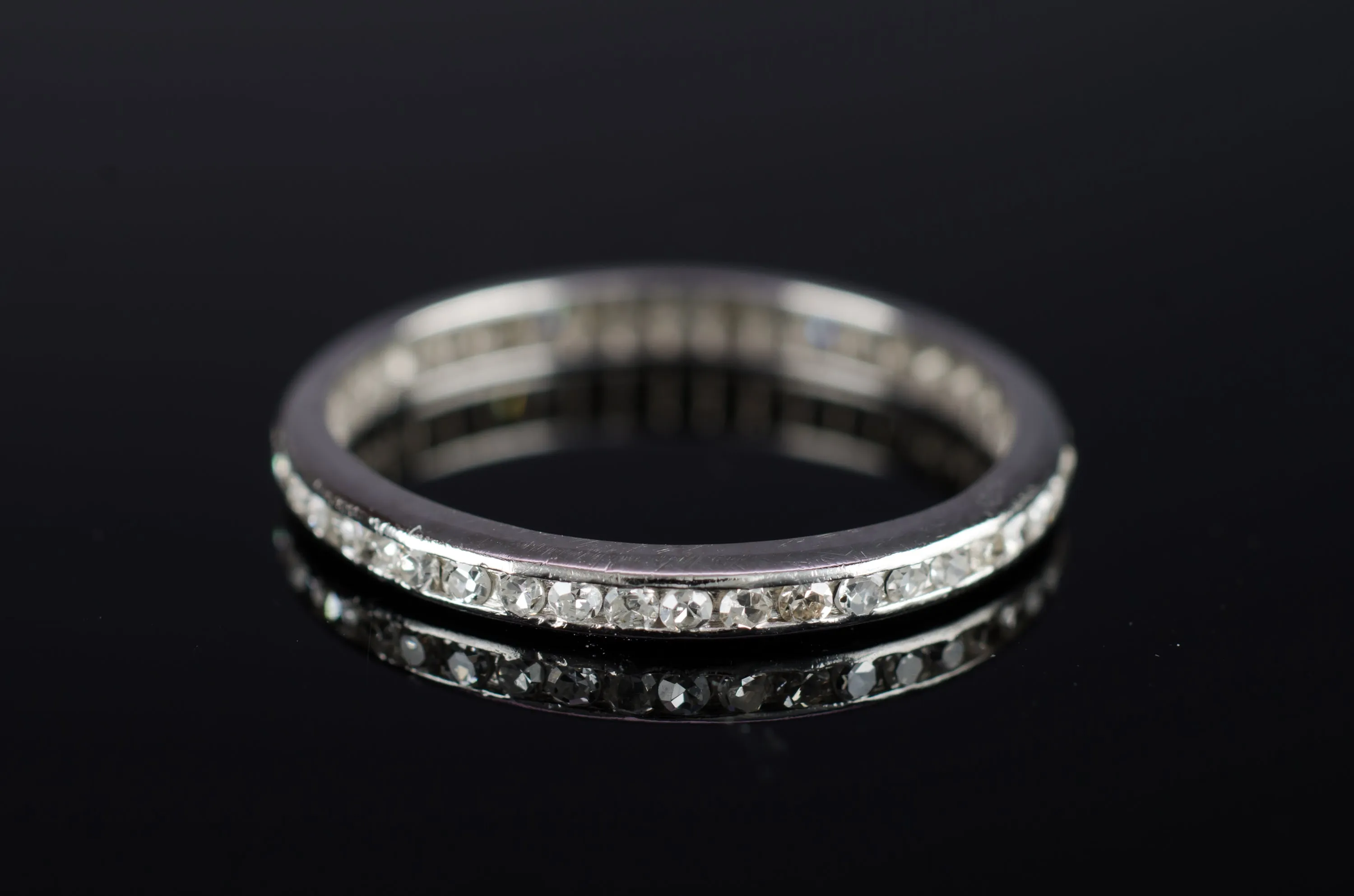 ART DECO PLATINUM FULL ETERNITY BAND