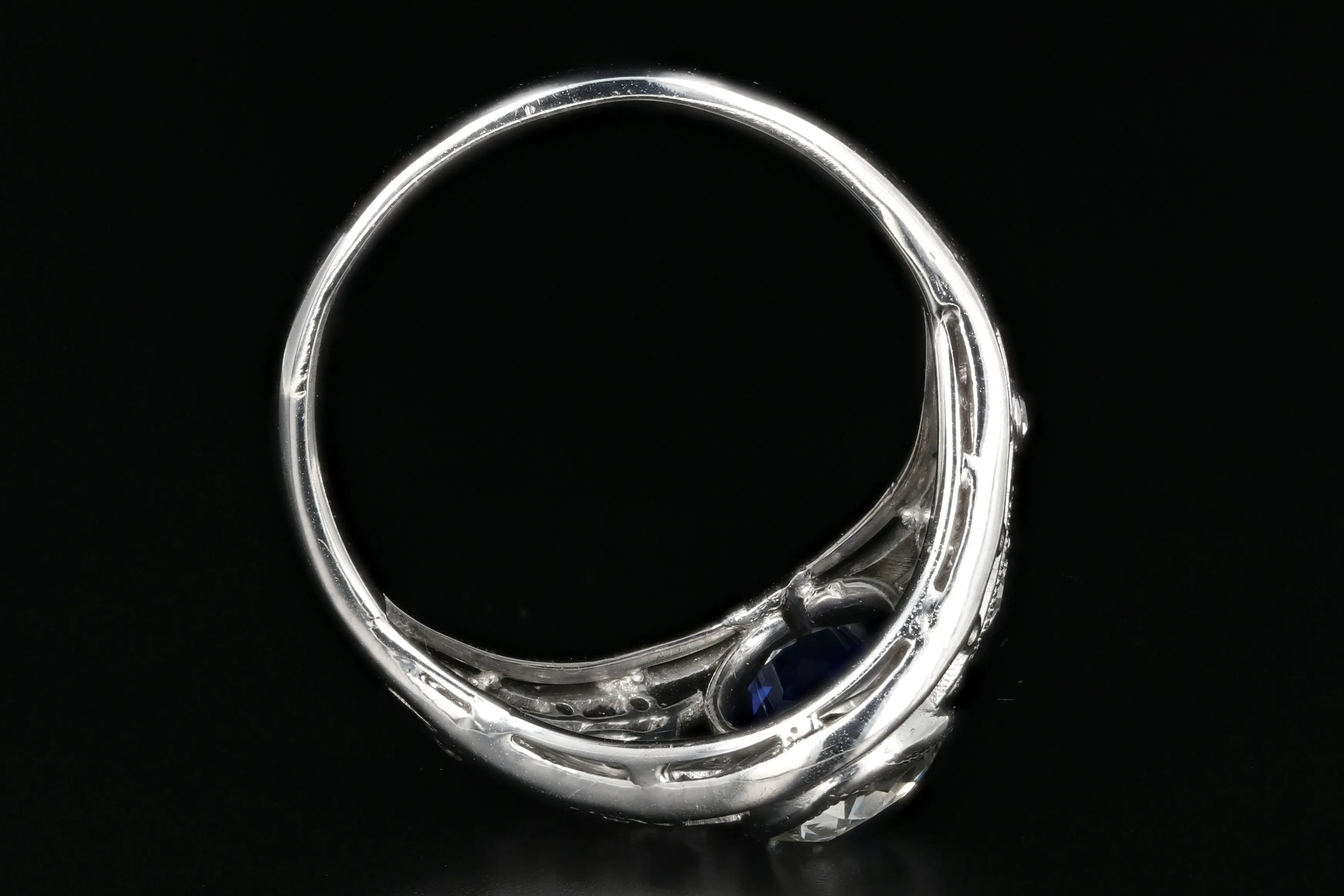 Art Deco Platinum GIA Certified No Heat Sapphire & Diamond Ring