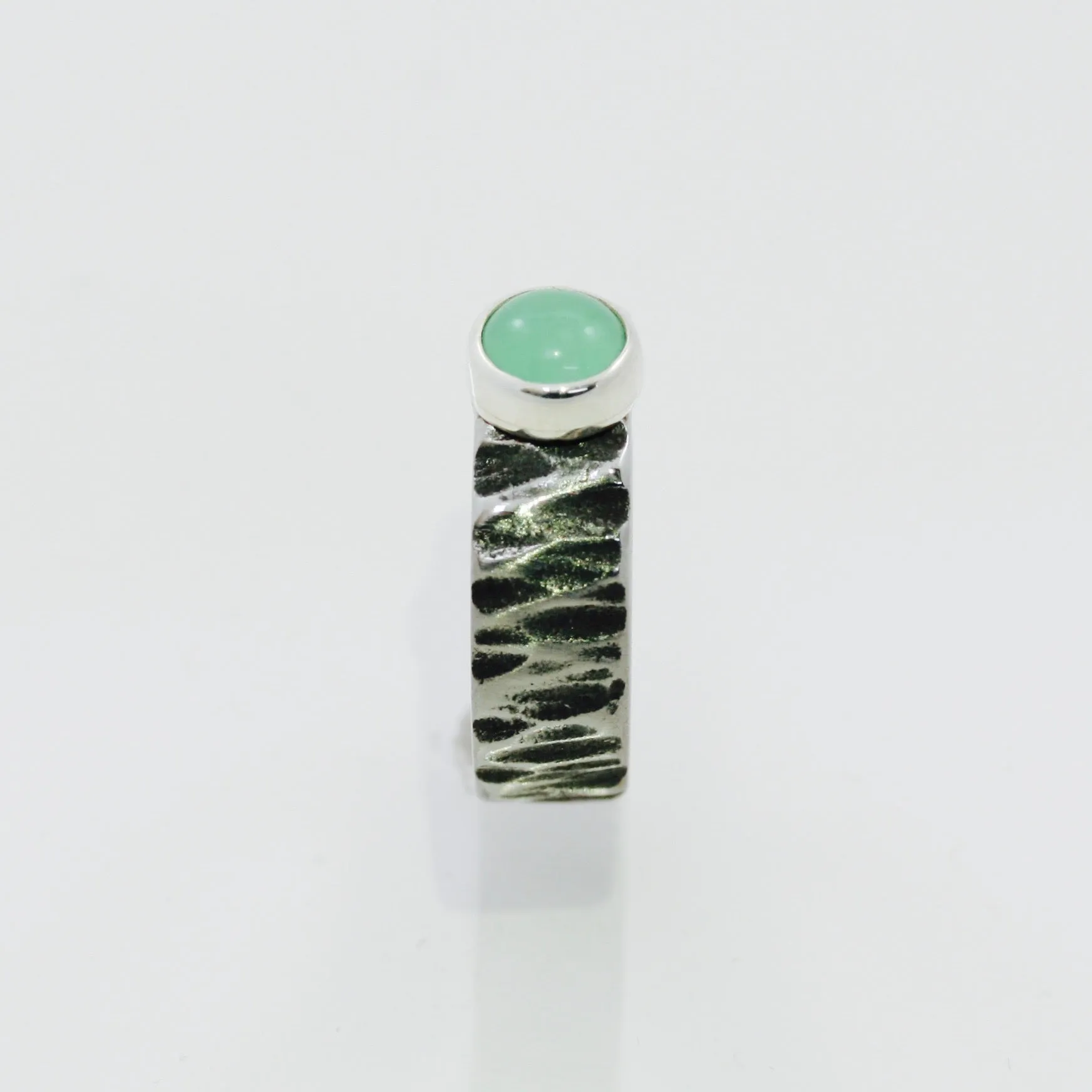 Chrysoprase Ring | Bark texture band
