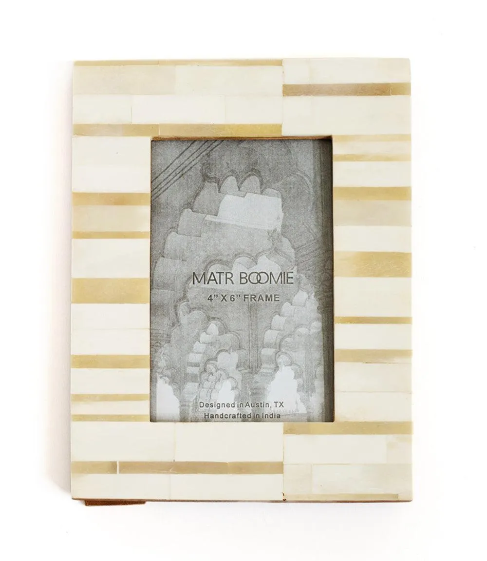 Dari Sandstone Stripe 4x6 Picture Frame - Hand Carved Bone