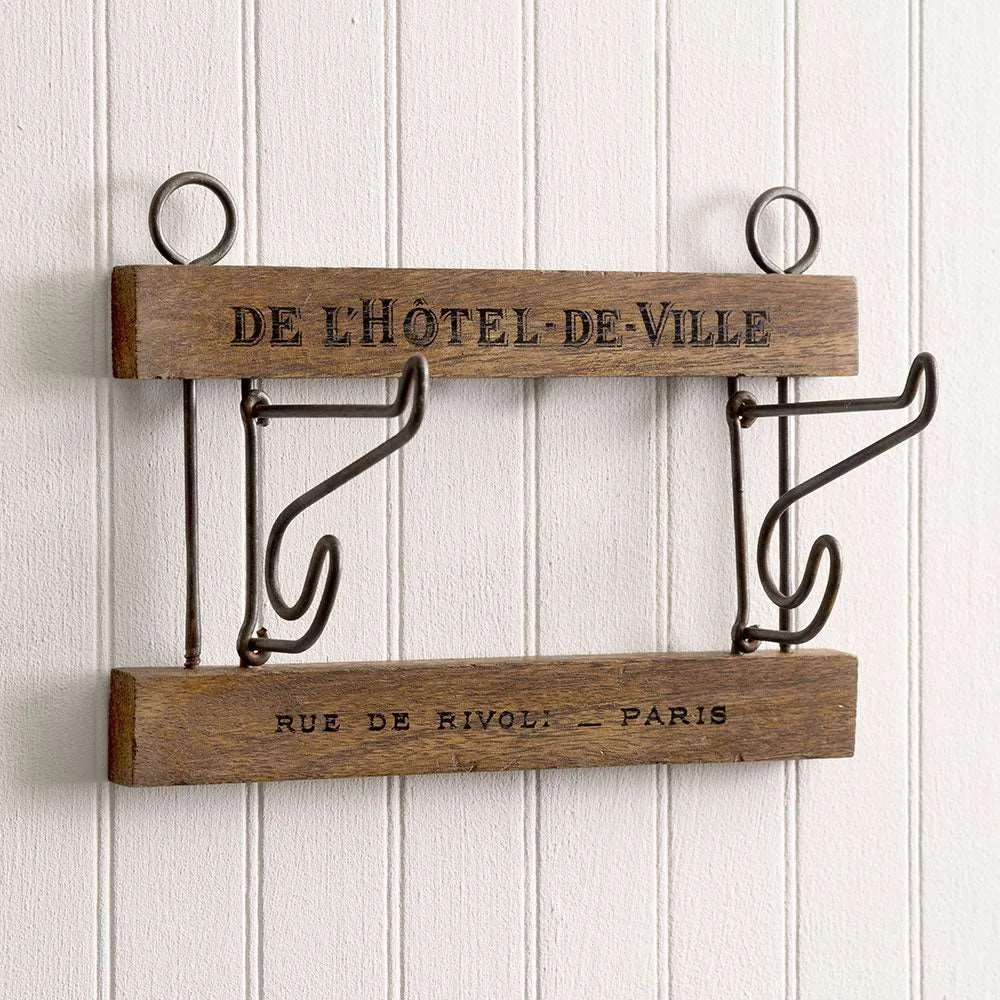 De L'Hotel De Ville Hanger