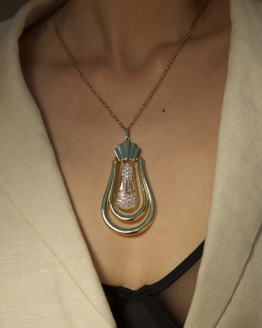 DELPHINE NECKLACE