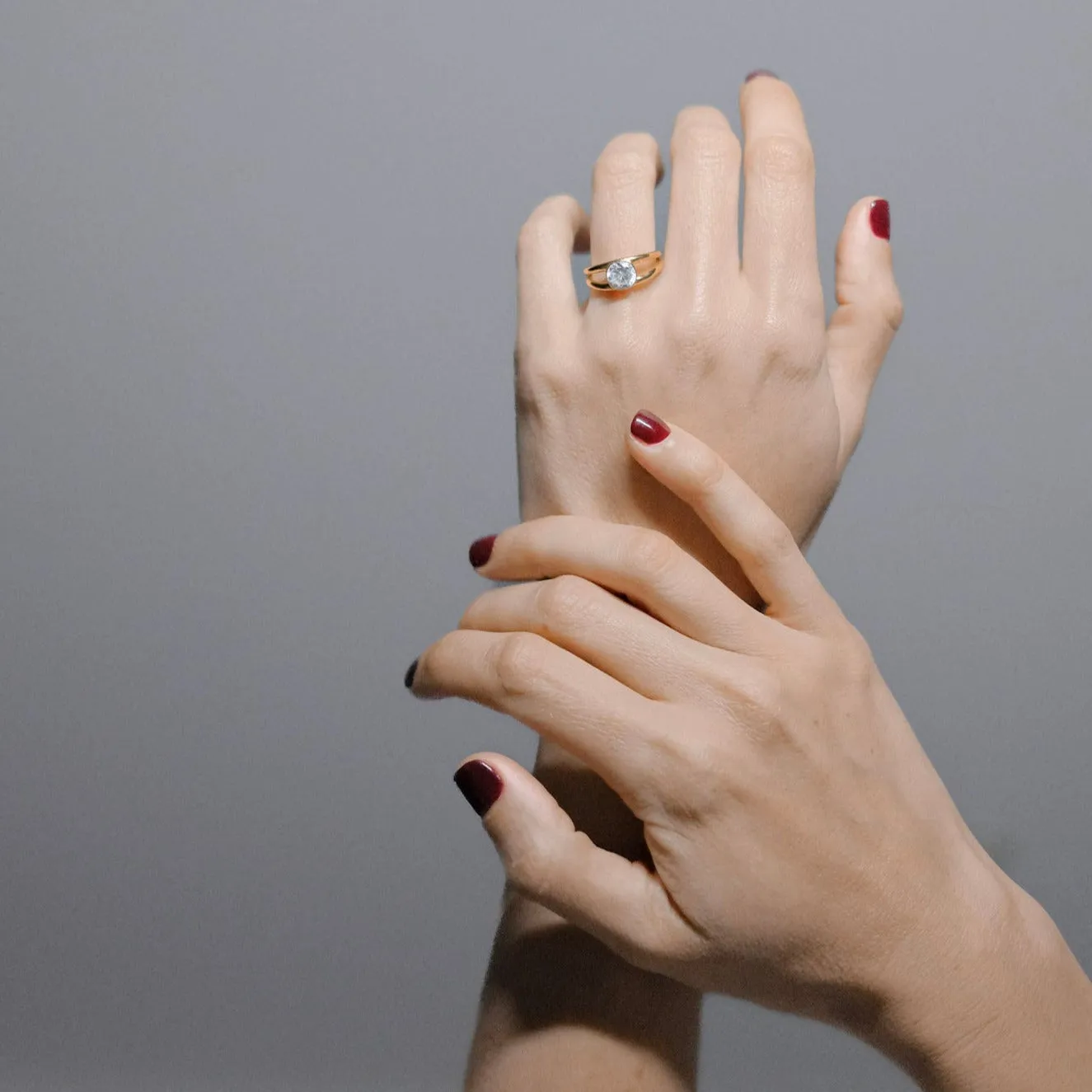 Double Eternal Ring with Round Diamond