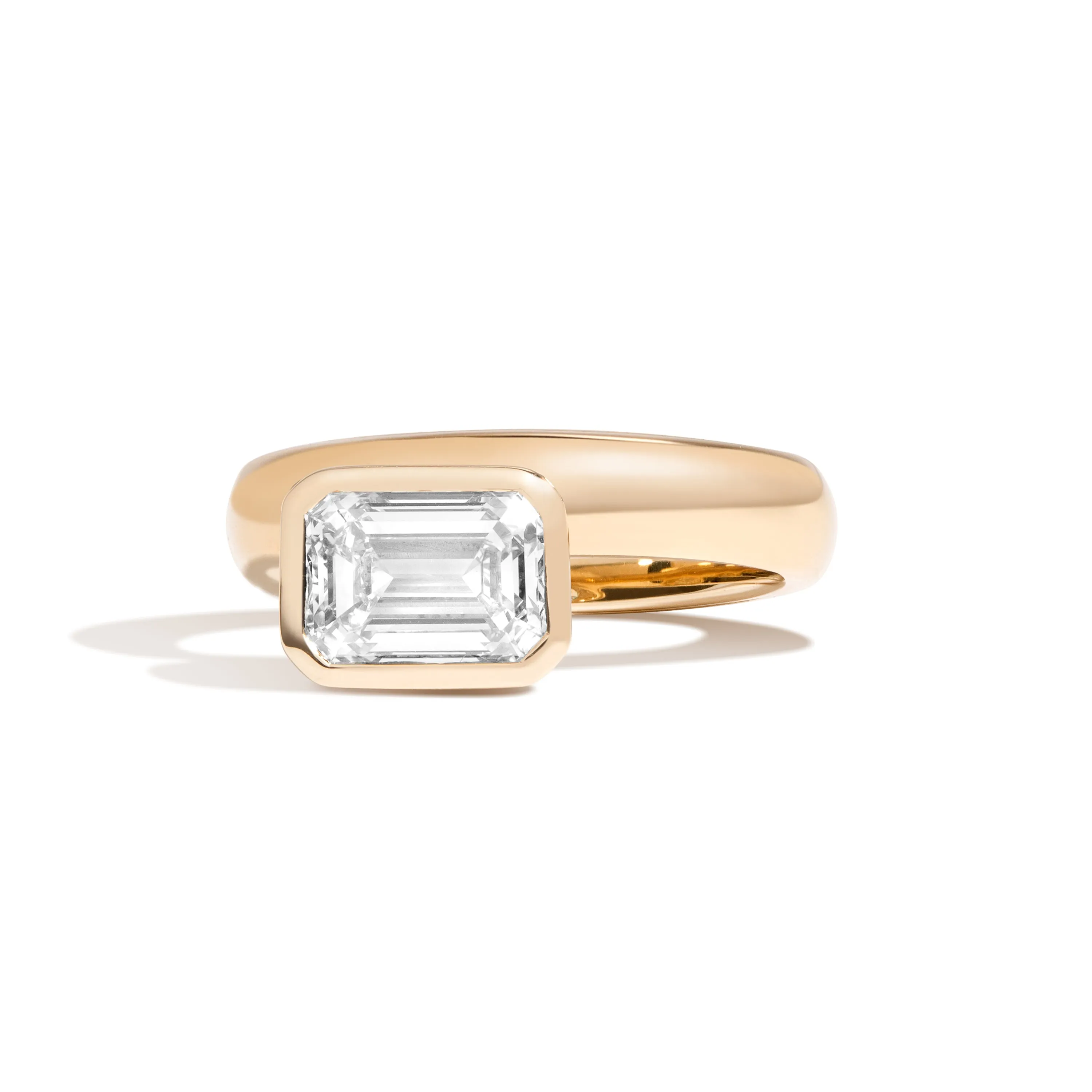 Emerald Wide Side Set Rivet Engagement Ring