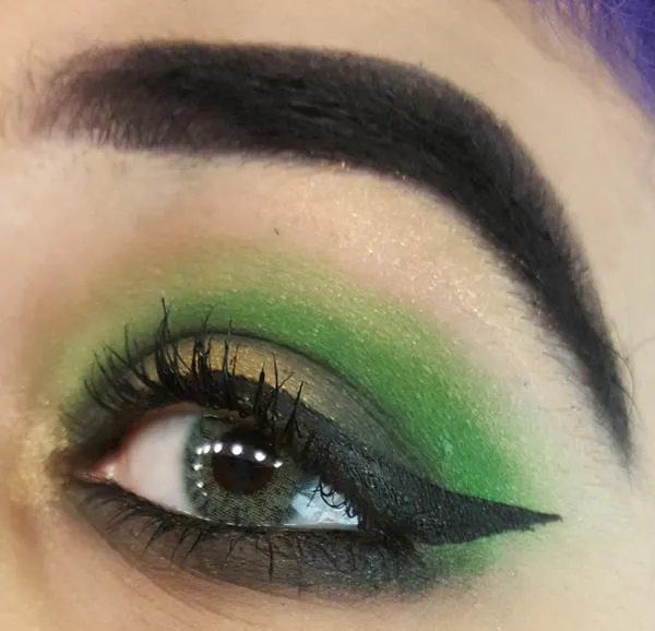 Freshtone Party Green Contact Lenses