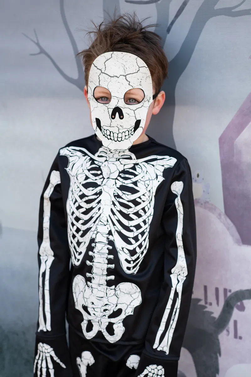 Great Pretenders GID Skeleton Shirt Pants Mask, Size 3-4