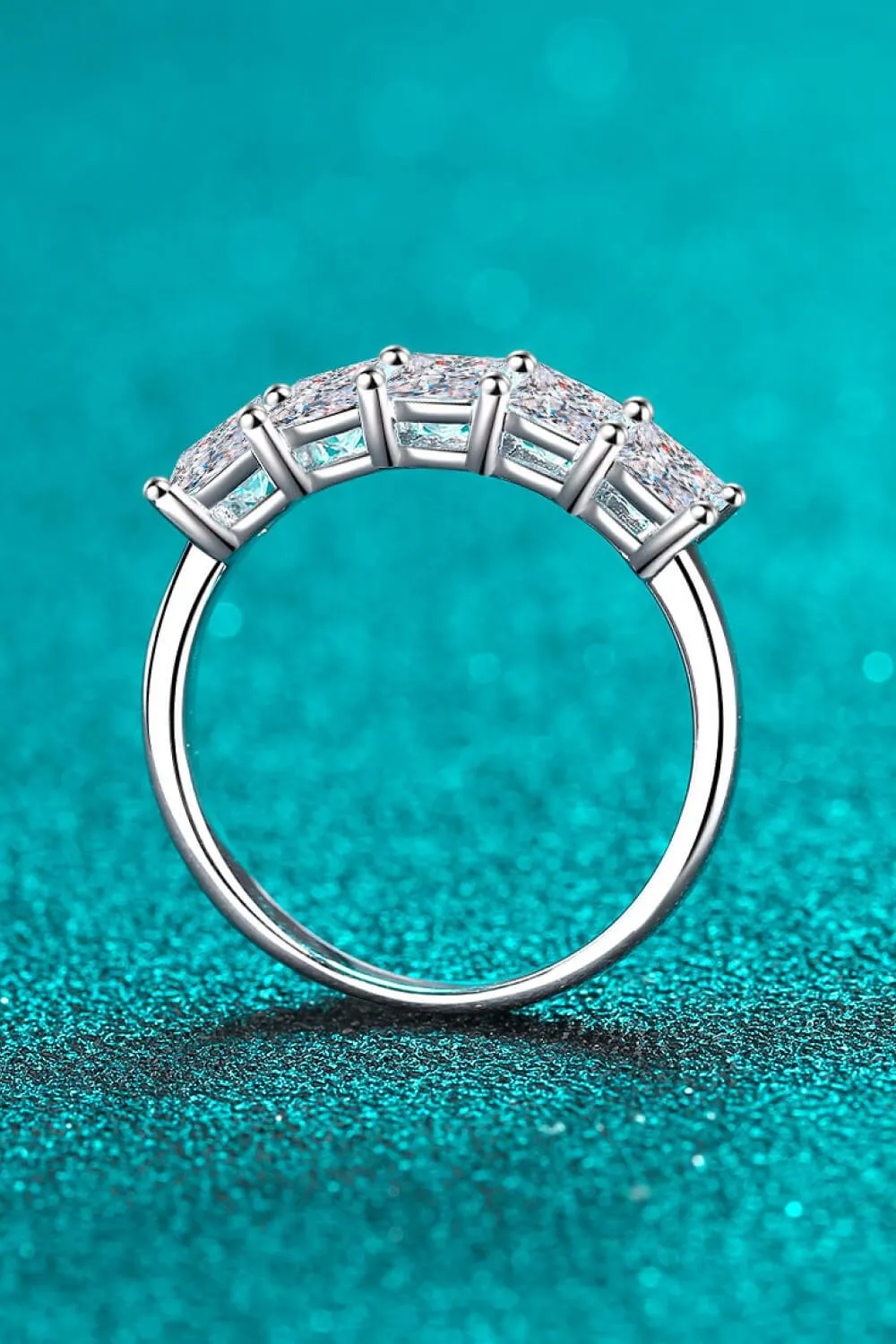 Hazel Blues® | Romantic Surprise 2 Carat Moissanite Rhodium-Plated Ring