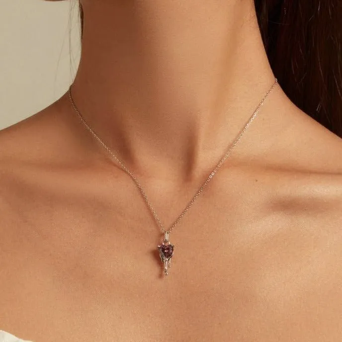 Heart-Shaped Diamond with Melting Design Necklace
