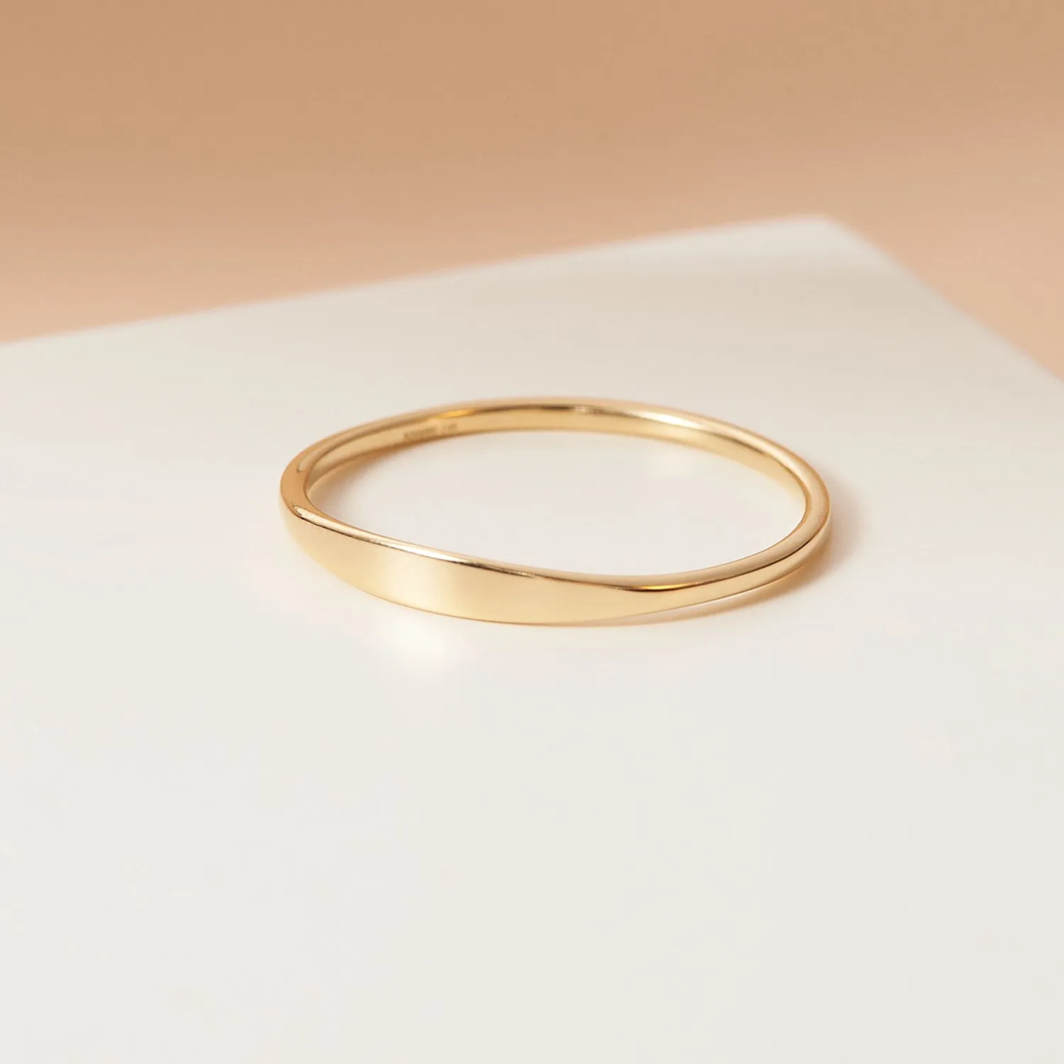 Minimalist Ann Skinny Name Ring