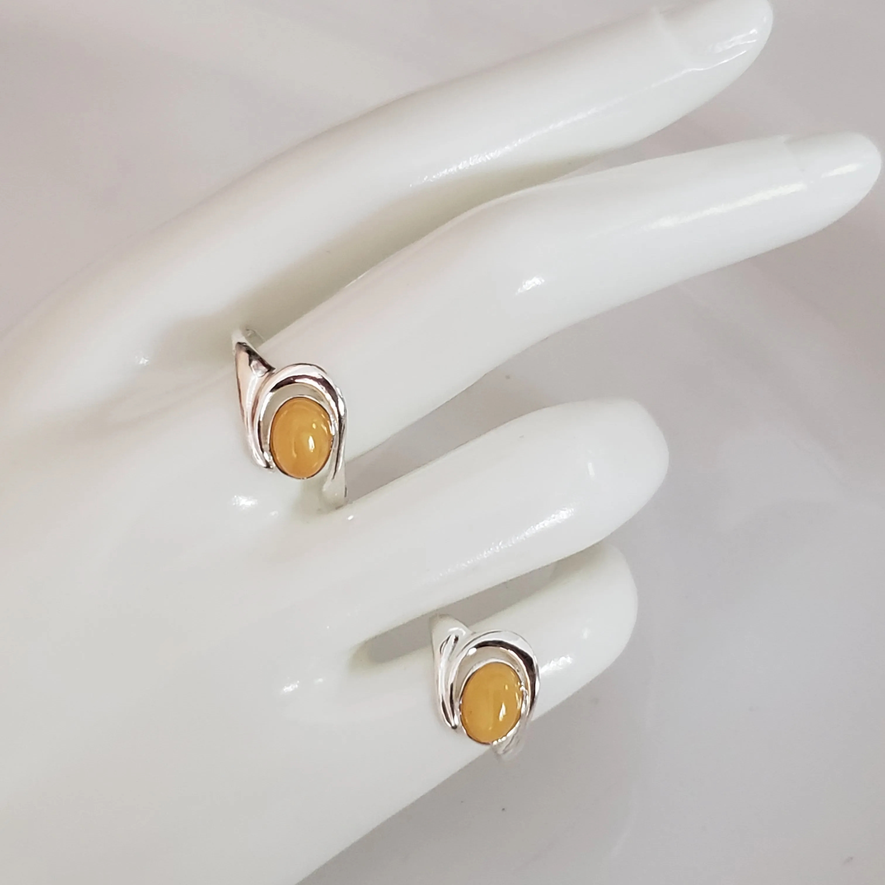 Minimalist Ring  Oval Yellow Shade Natural Amber & Sterling Silver